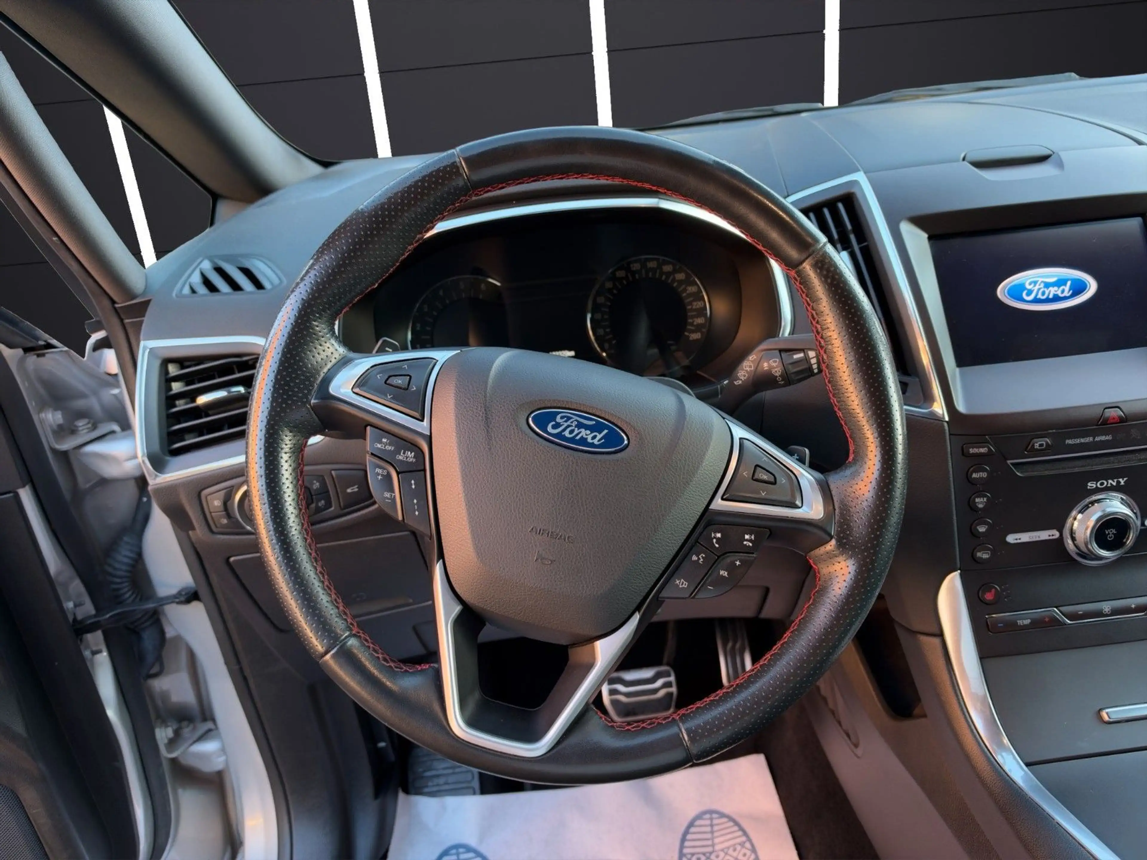 Ford S-Max S-MAX ST-Line / AUTOMATIK / TRAUMZUSTAND — photo 15