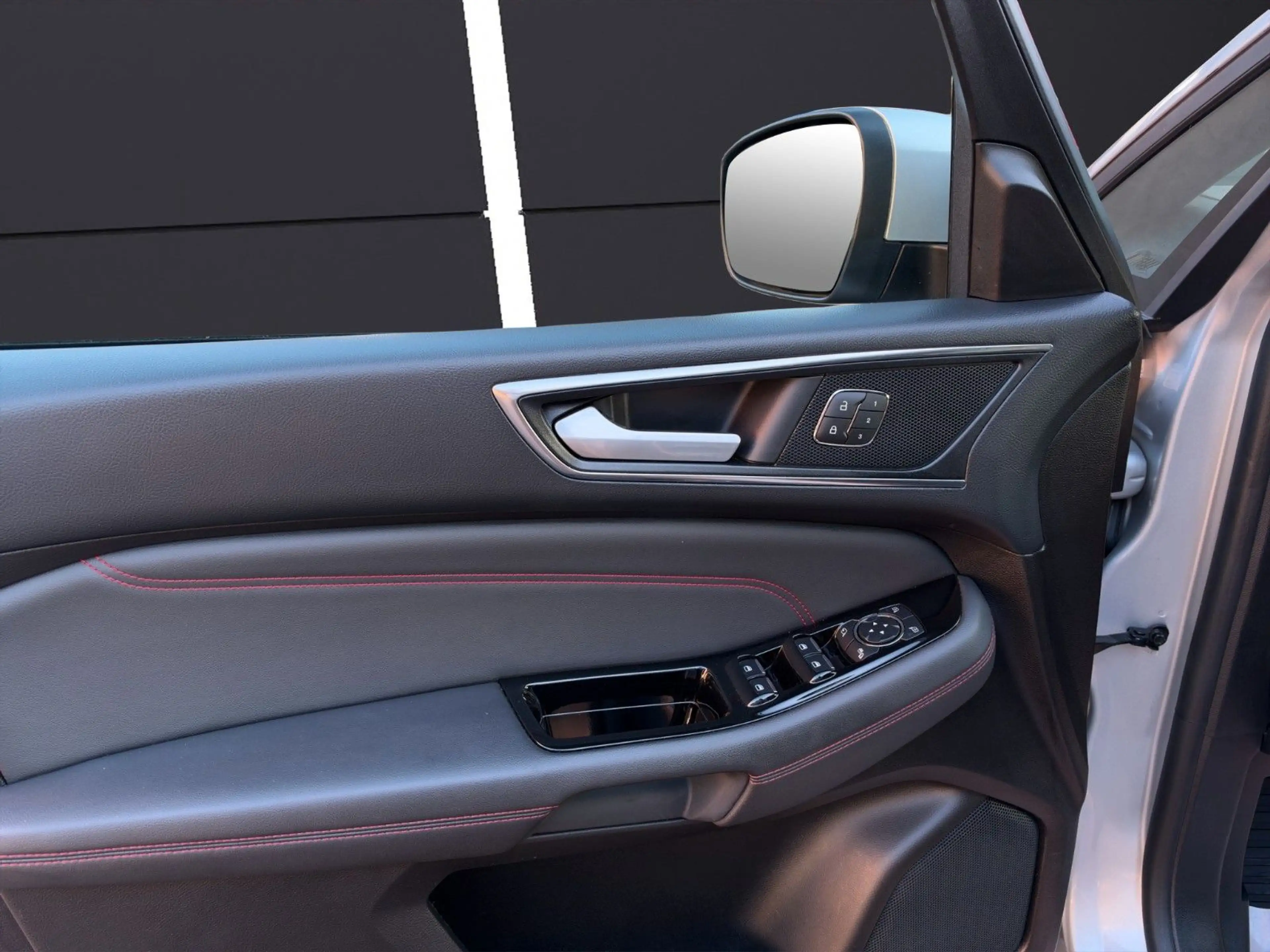 Ford S-Max S-MAX ST-Line / AUTOMATIK / TRAUMZUSTAND — photo 14