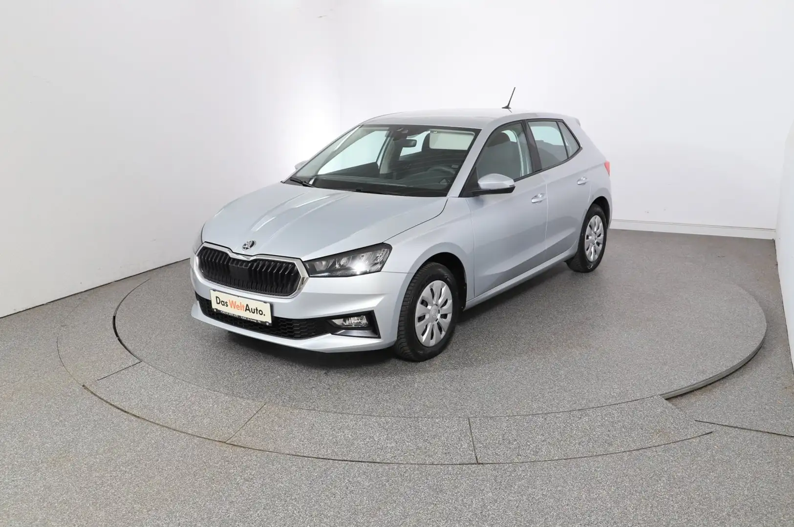 Skoda Fabia Essence Argent - 1