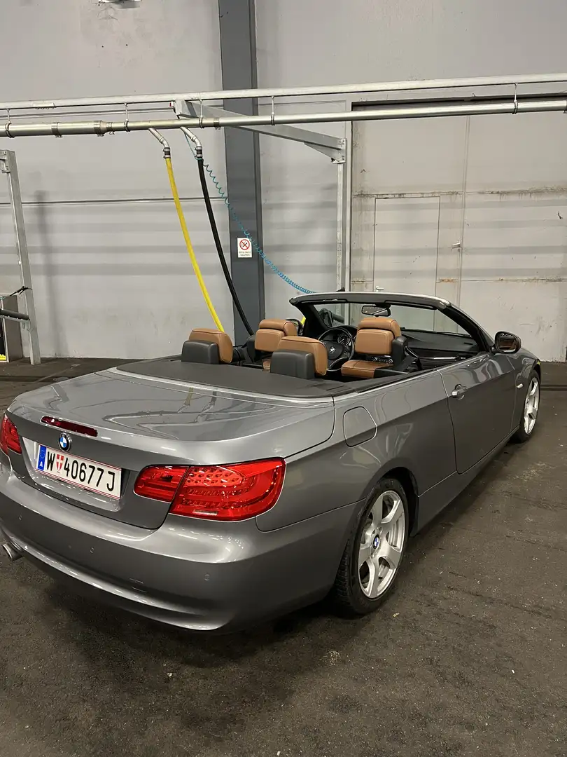 BMW 320 320d Cabrio Aut. - 2