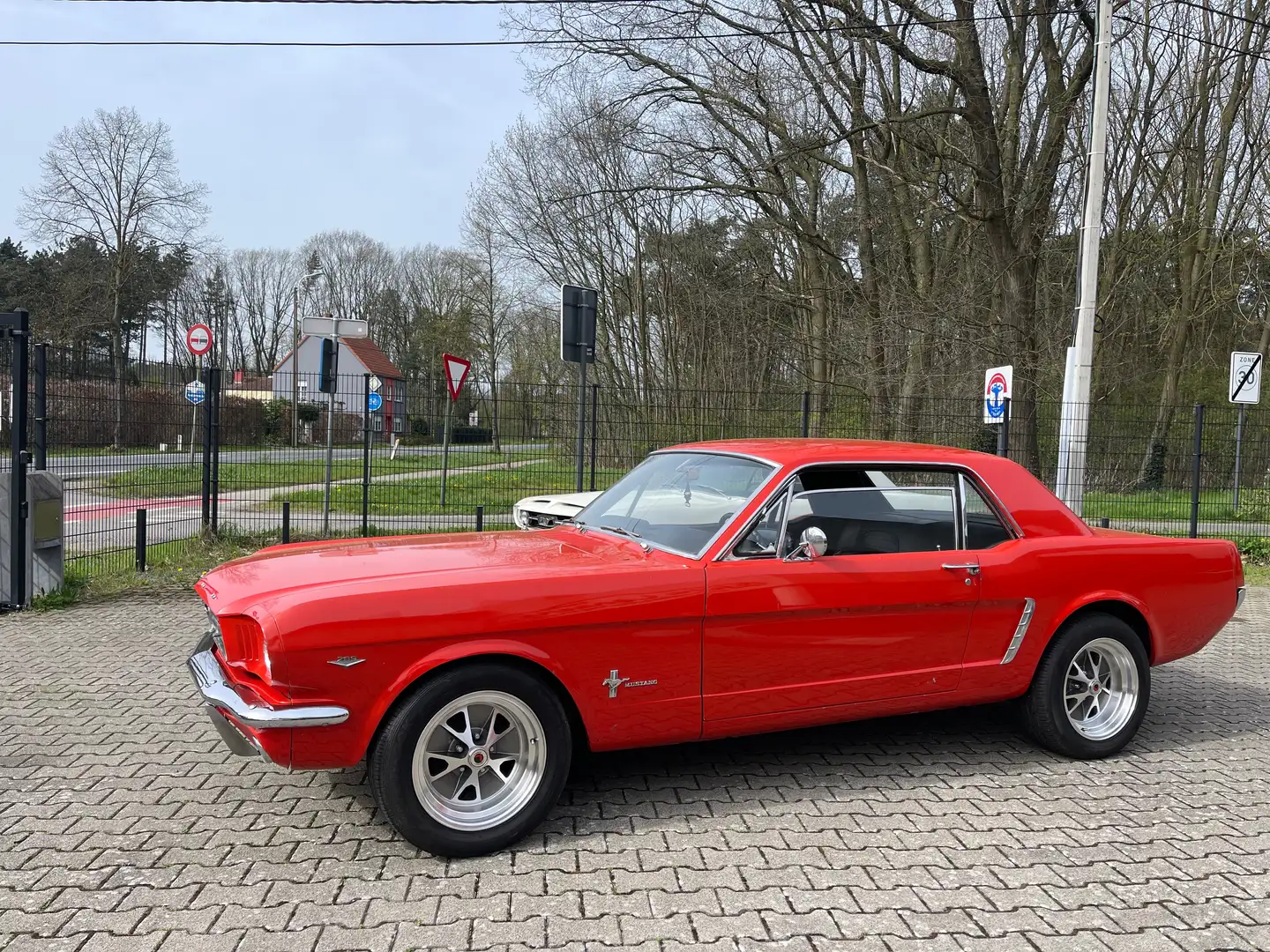 Ford Mustang coupe  "OPENHOUSE 25&26 May" - 2