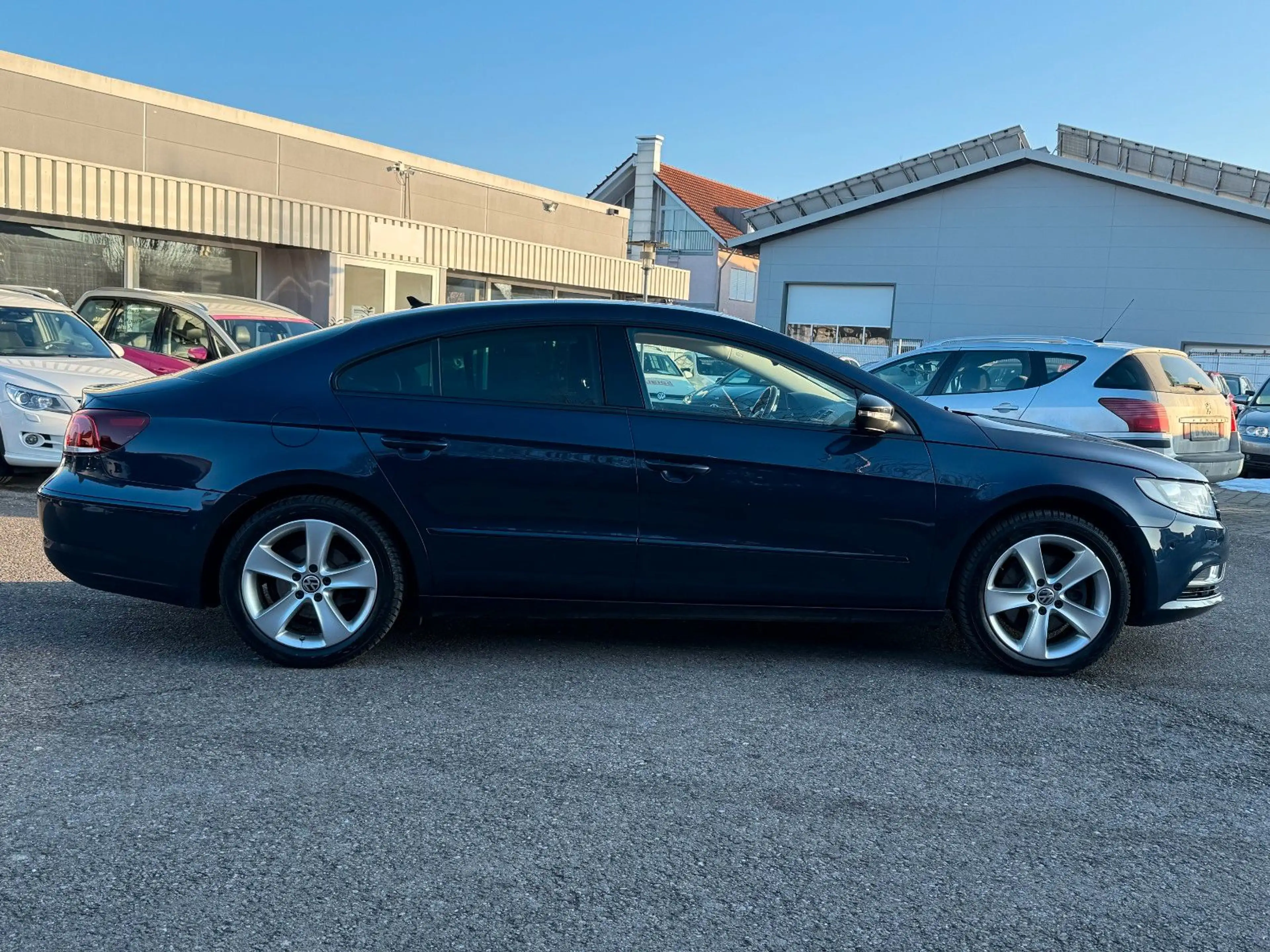 Volkswagen CC -2.0TDI-Euro6-Leder-Xenon-Pano-DSG-Standheizun — photo 11