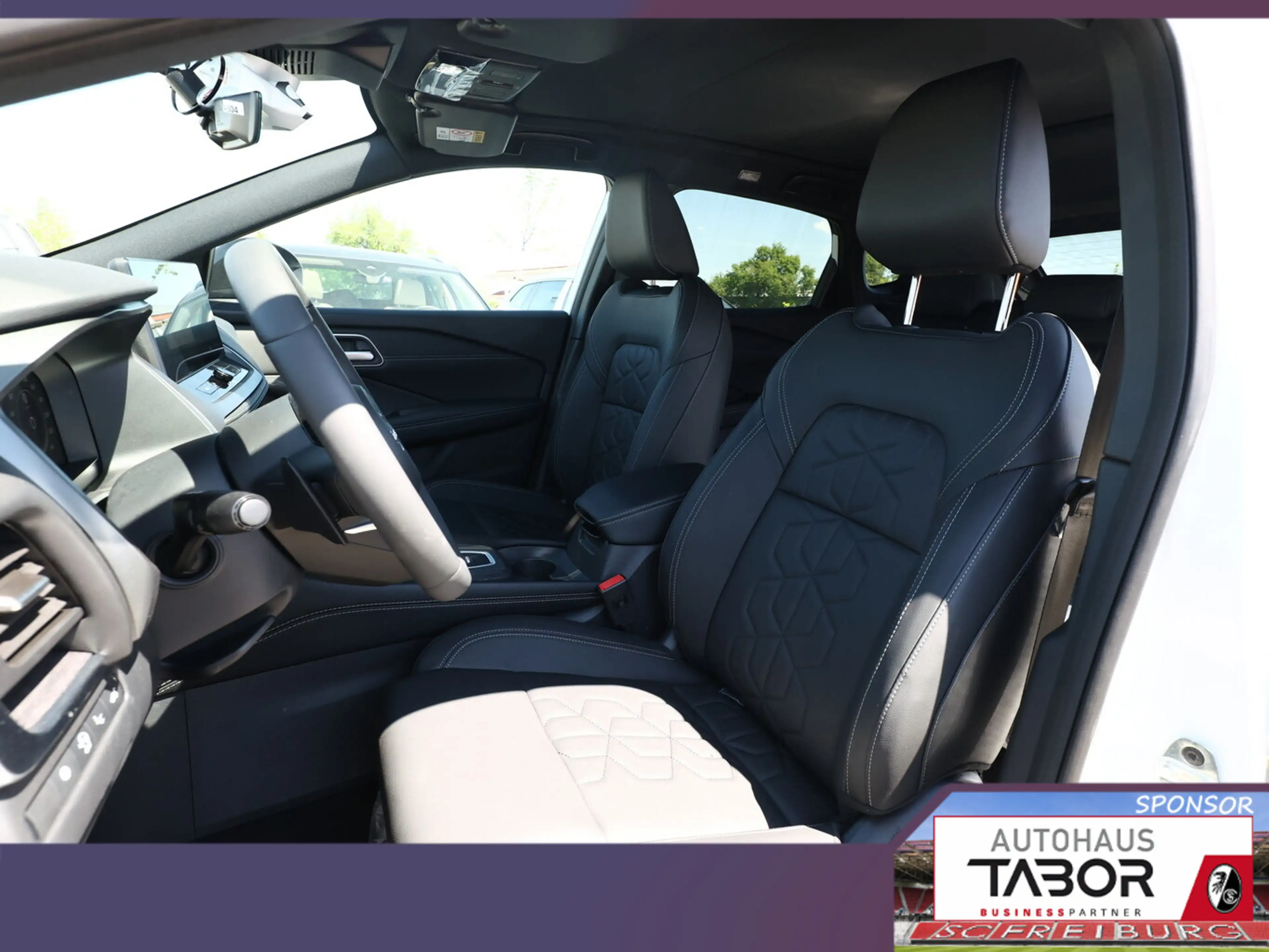 Nissan Qashqai Tekna Pano HUD el.Heckk Keyl PrivG ACC — photo 6