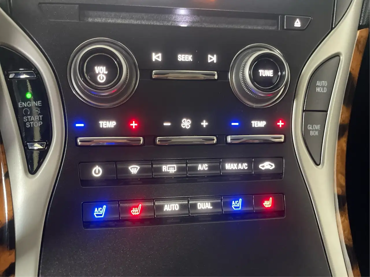 Lincoln MKX снимка Lincoln MKX