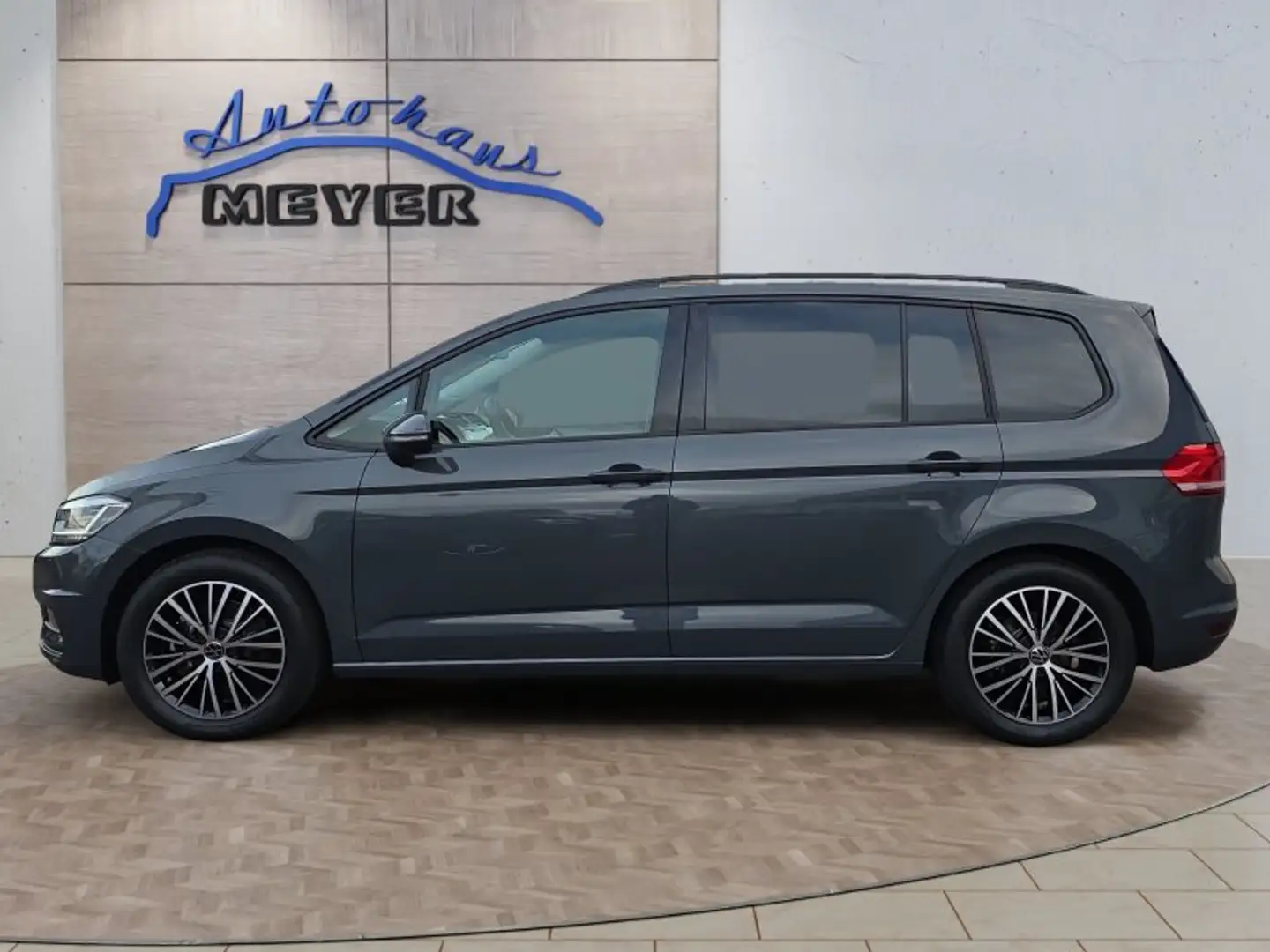 Volkswagen Touran 1,5TSI DSG 7-Sitzer/Easy Open/Kamera ** Gris - 2