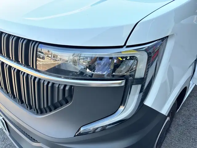 Renault Unknown Model view 15