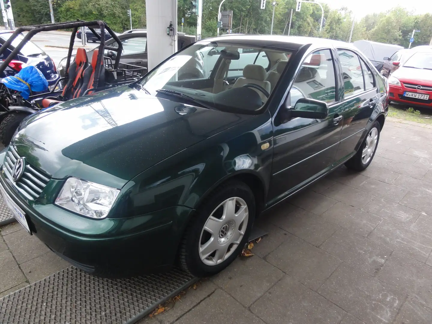 Volkswagen Bora Bora 1.6 Automatik Highline Grün - 2