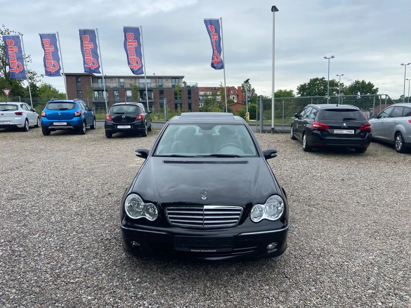 Mercedes-Benz C 180 KOMPRESSOR ELEGANCE Černá - 1