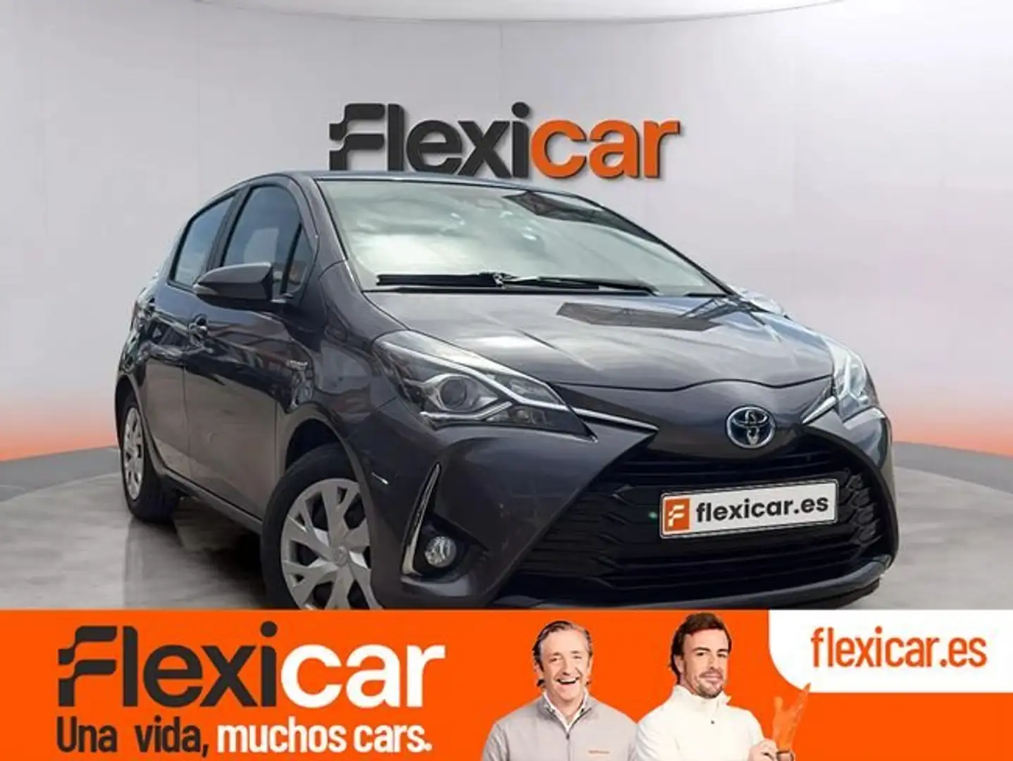 Toyota Yaris 100H 1.5 Active Gris - 1