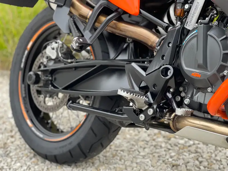 KTM 890 Adventure - foto 8