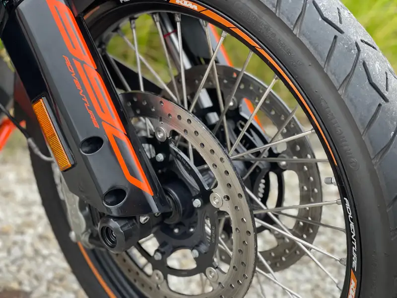 KTM 890 Adventure - foto 6