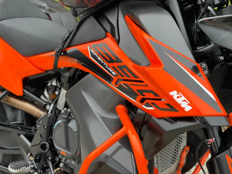 KTM 890 Adventure - foto 4