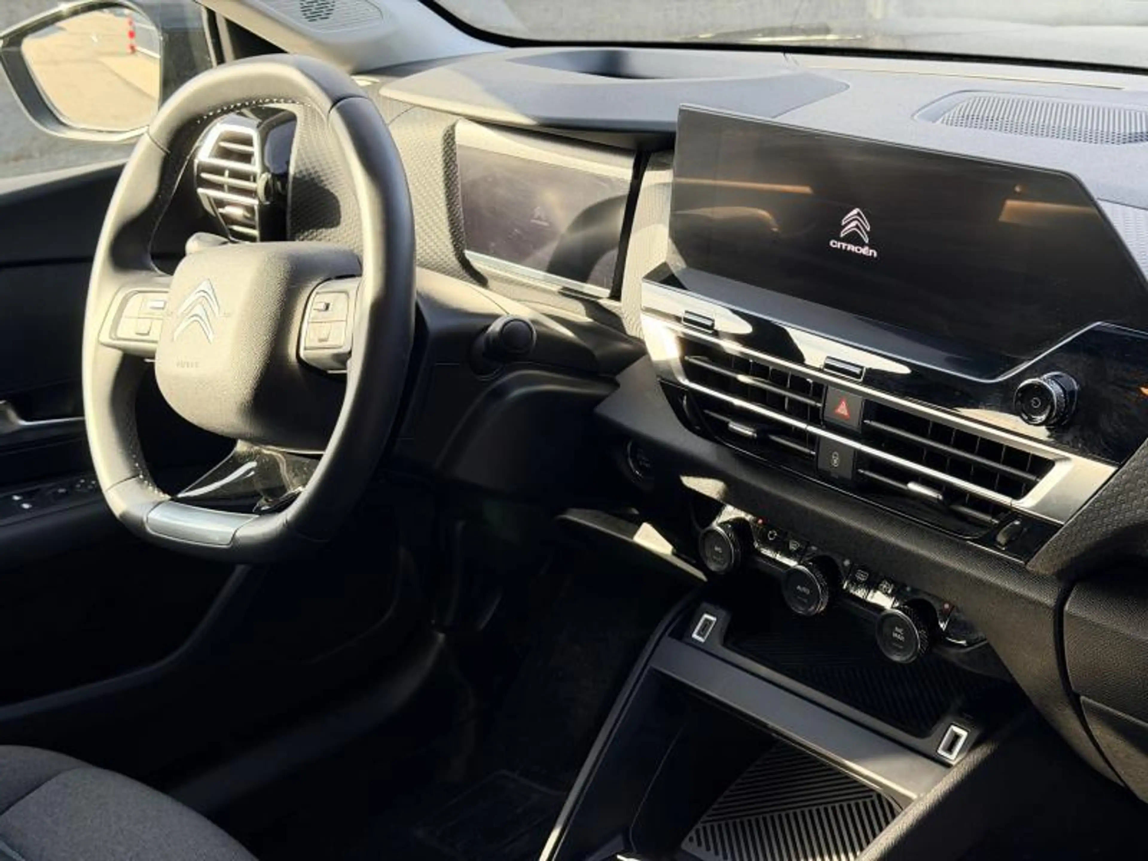 Citroen C4 X MAX / AUTOMATIQUE 130CH — photo 7