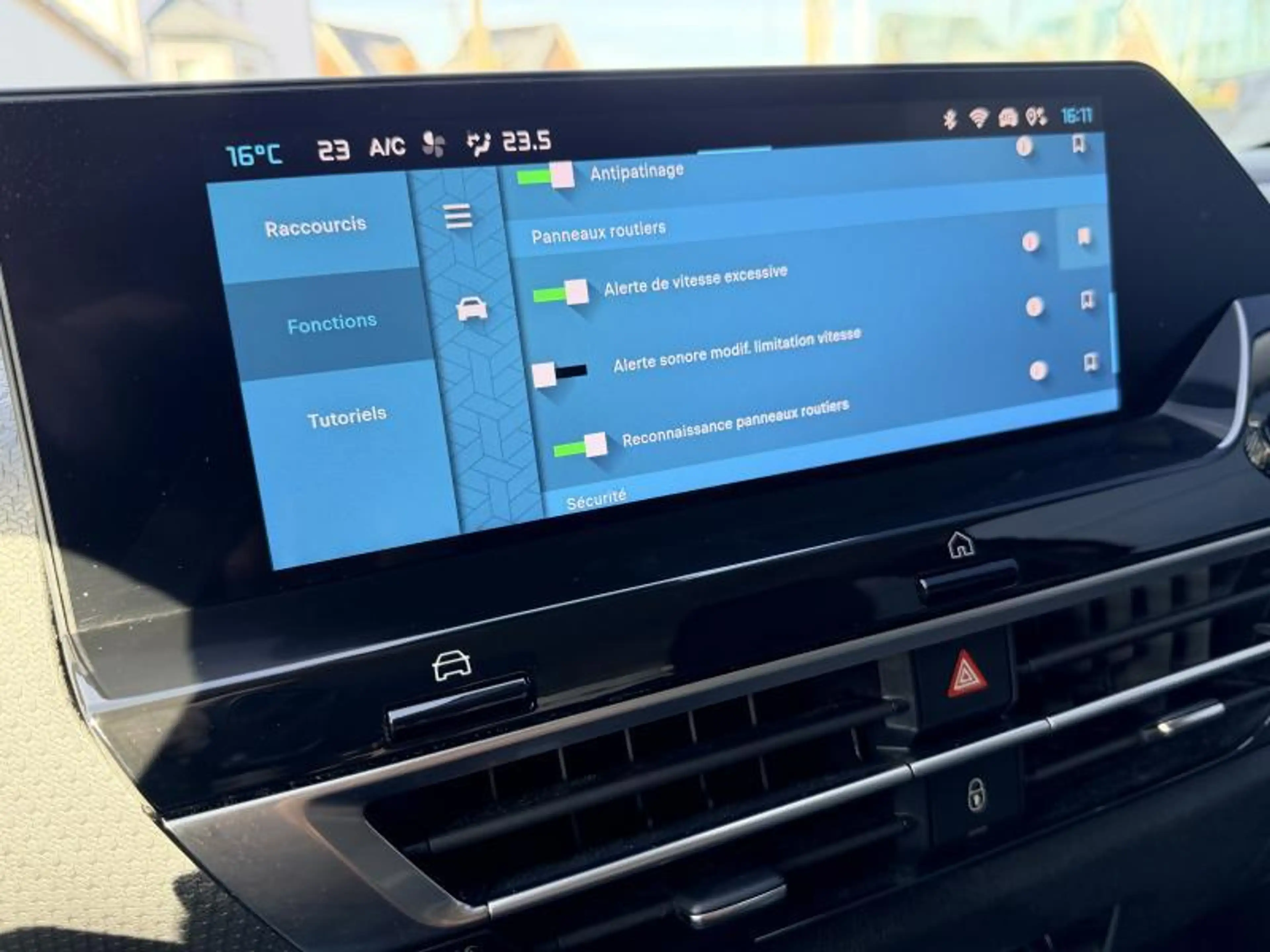 Citroen C4 X MAX / AUTOMATIQUE 130CH — photo 14