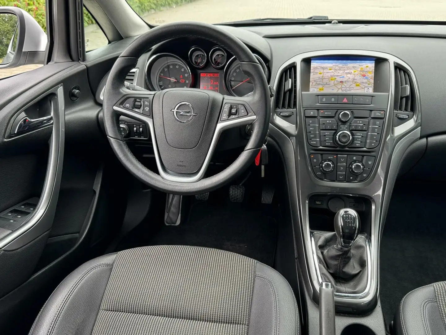 Opel Astra 1.4 Turbo Sport + ECC|Cruise|Camera|Trekhaak| Grijs - 2