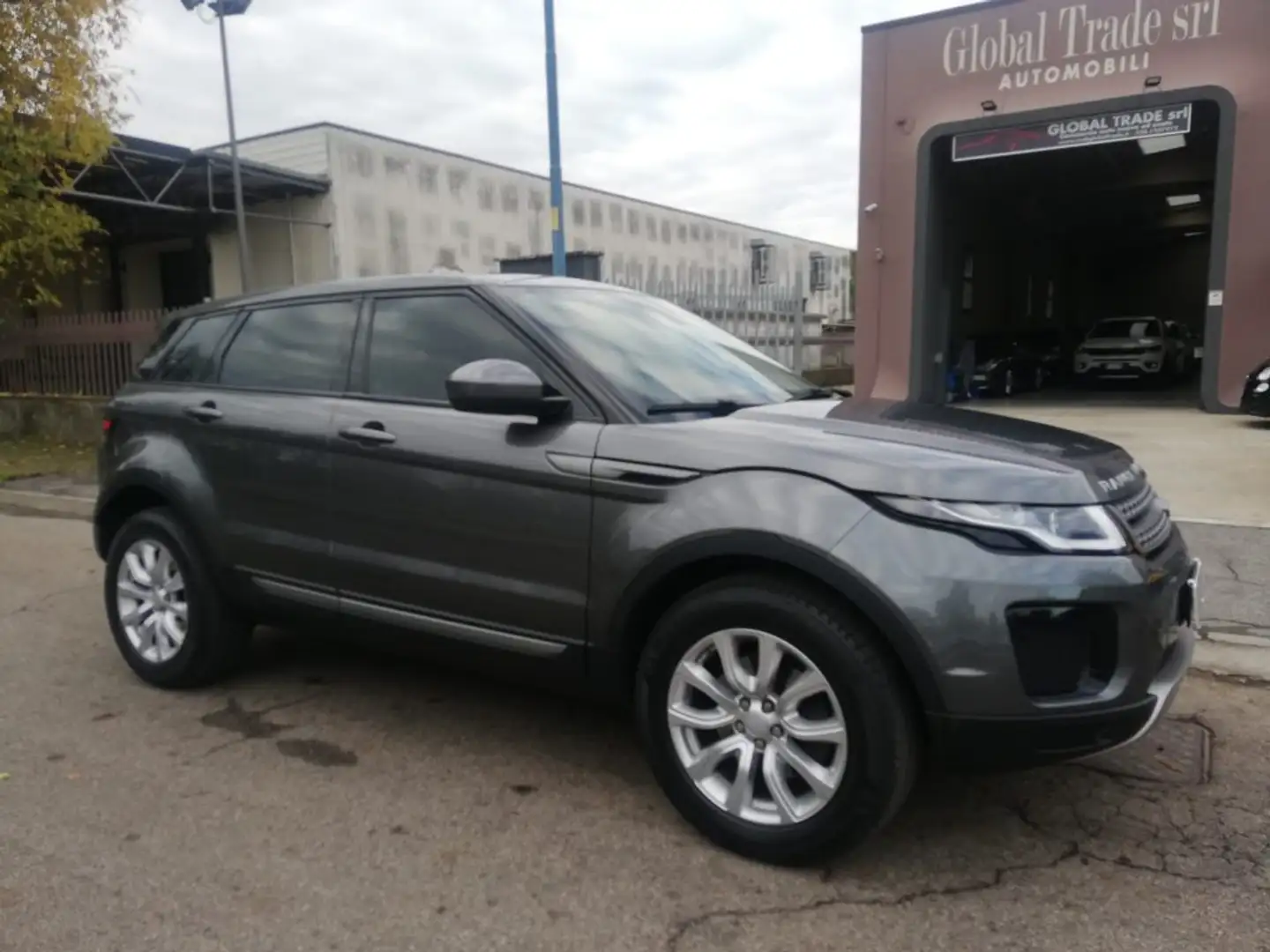 Land Rover Range Rover Evoque 2.0 eD4 5p. Business Edition Premium Pure Grigio - 1