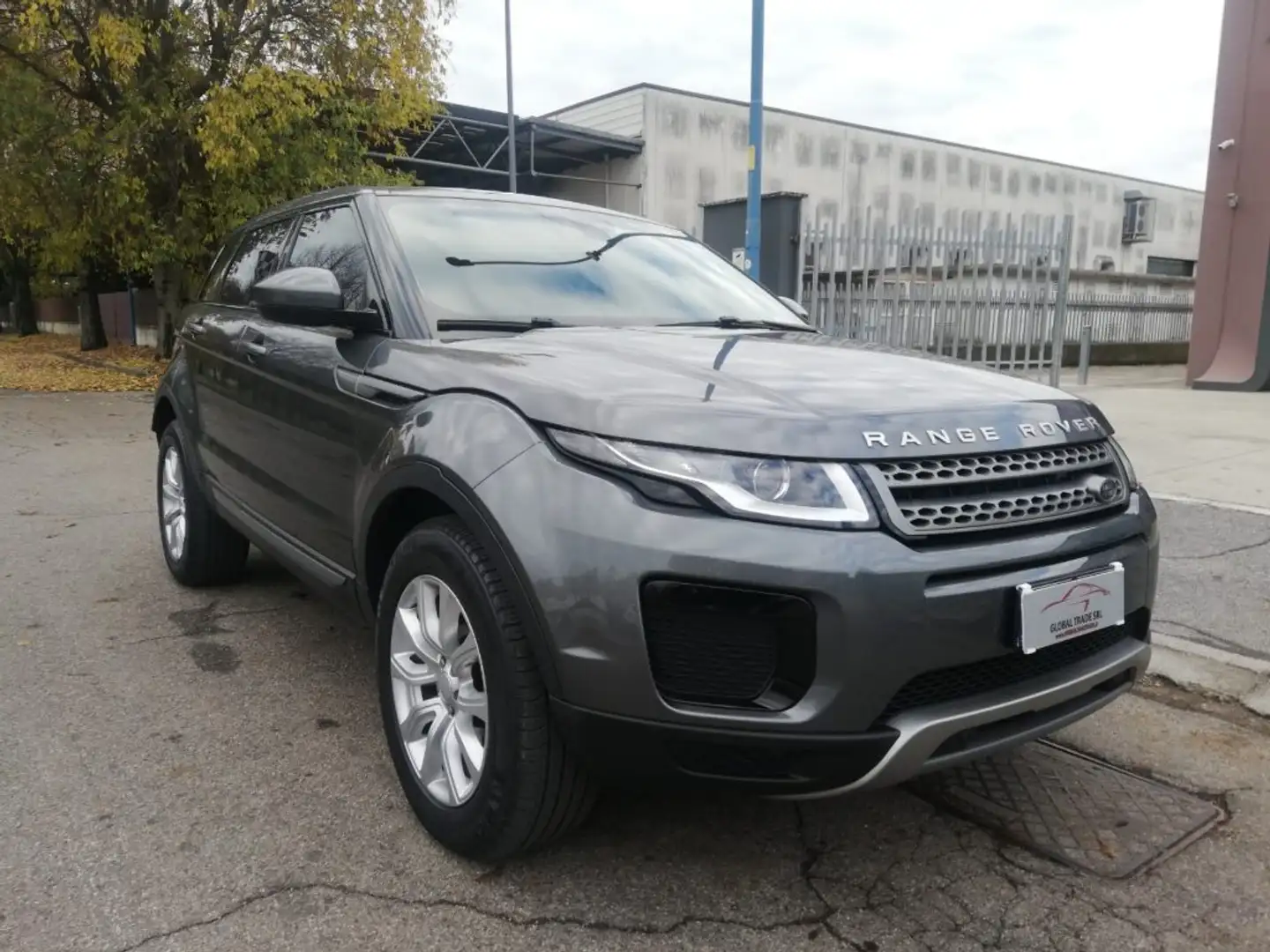 Land Rover Range Rover Evoque 2.0 eD4 5p. Business Edition Premium Pure Grigio - 2