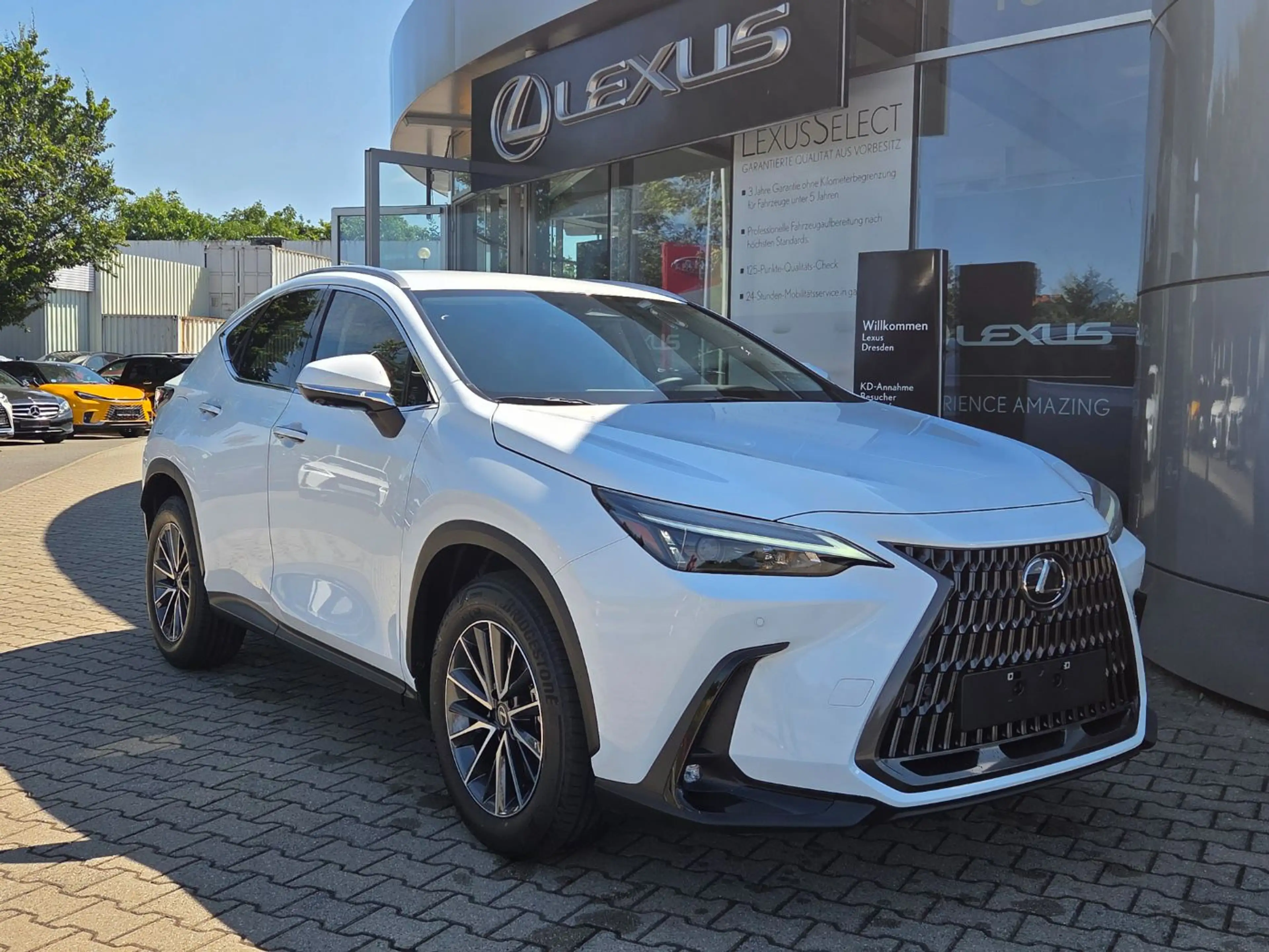 Lexus NX 450h+ Plug-in Business Line LED, SHZ, 360°Kam.