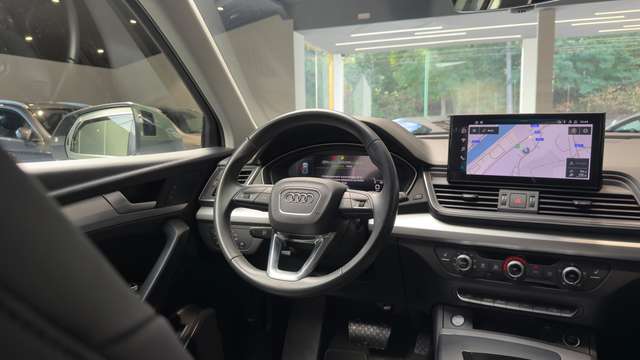 Audi Q5 — photo 10