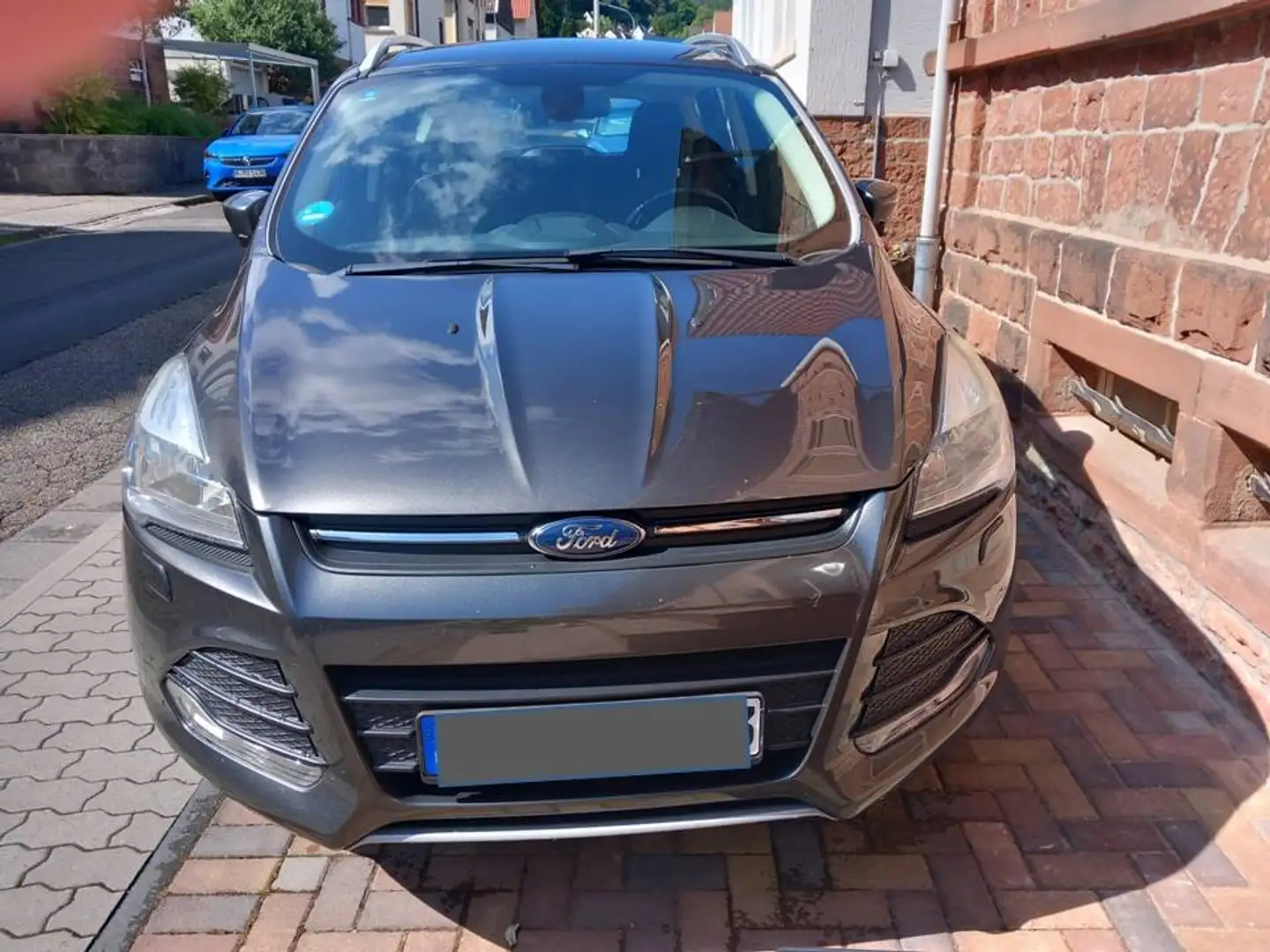 Ford Kuga Kuga 2.0 TDCi 4x4 Aut. SYNC Brown - 1
