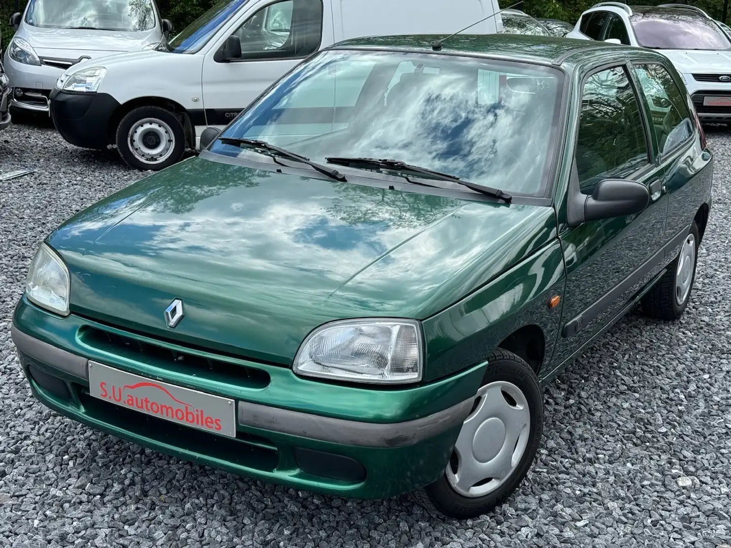 Renault Clio 1.4i RN RESERVEE RESERVEE RESERVEE Зелений - 1