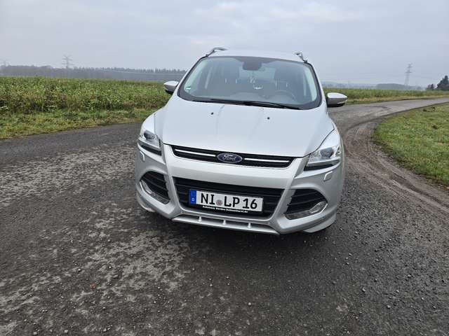 Imagine Ford Kuga 2.0 TDCi 2x4 Titanium