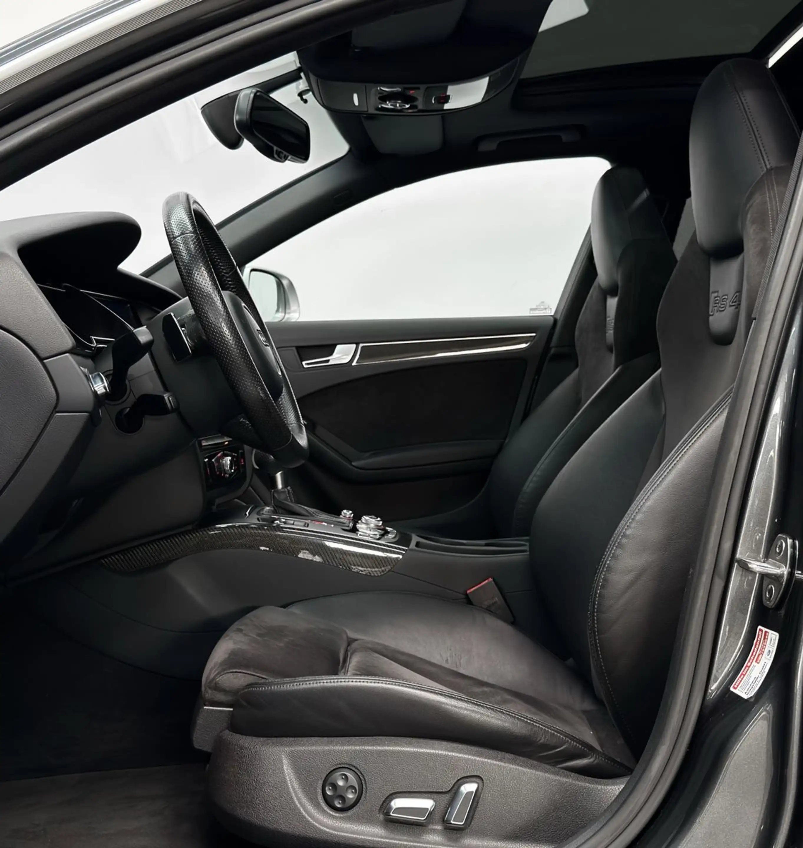 Audi RS4 Avant *B&O *Pano *Capristo *KW *Tempomat — photo 15