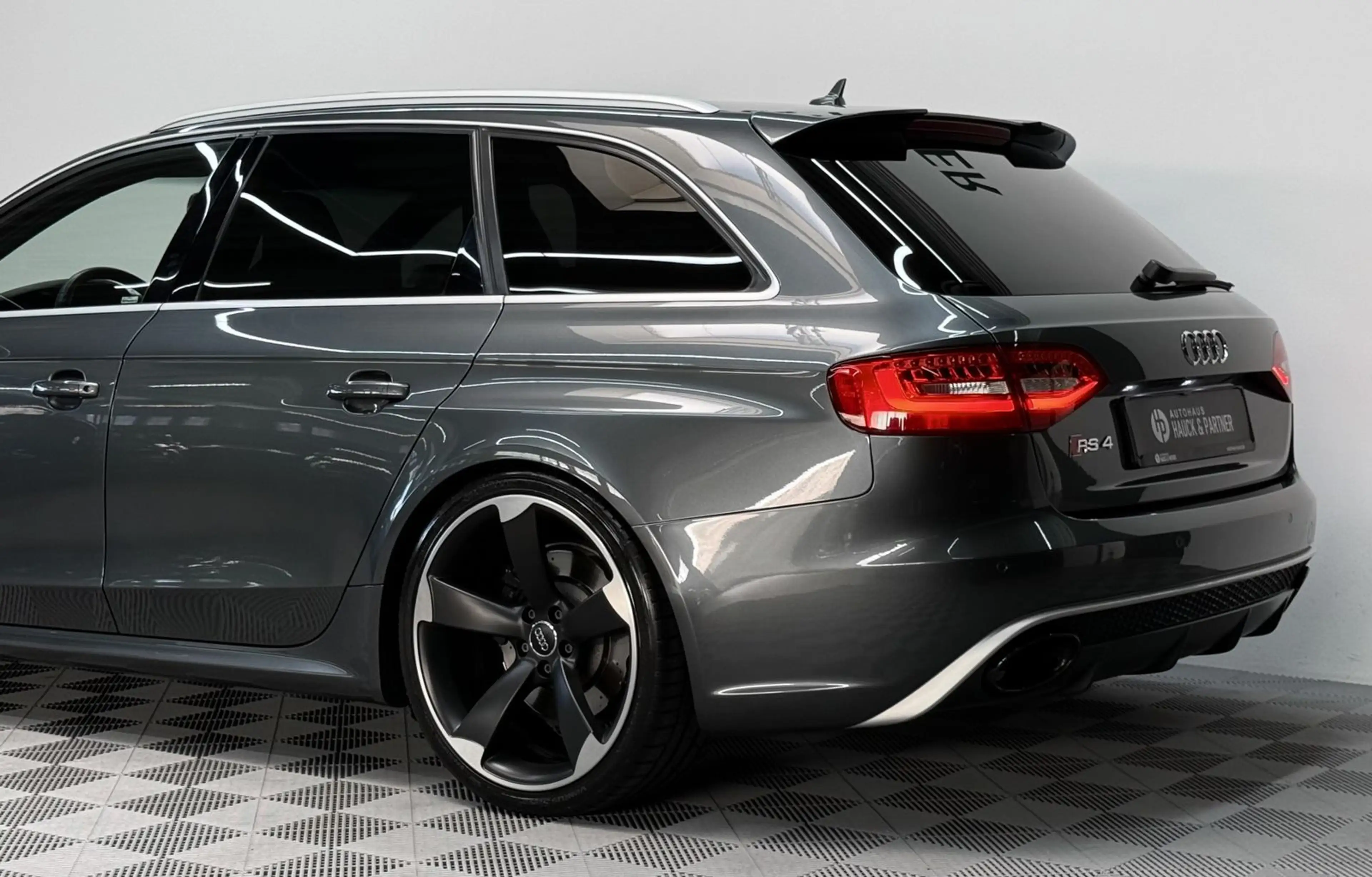 Audi RS4 Avant *B&O *Pano *Capristo *KW *Tempomat — photo 9