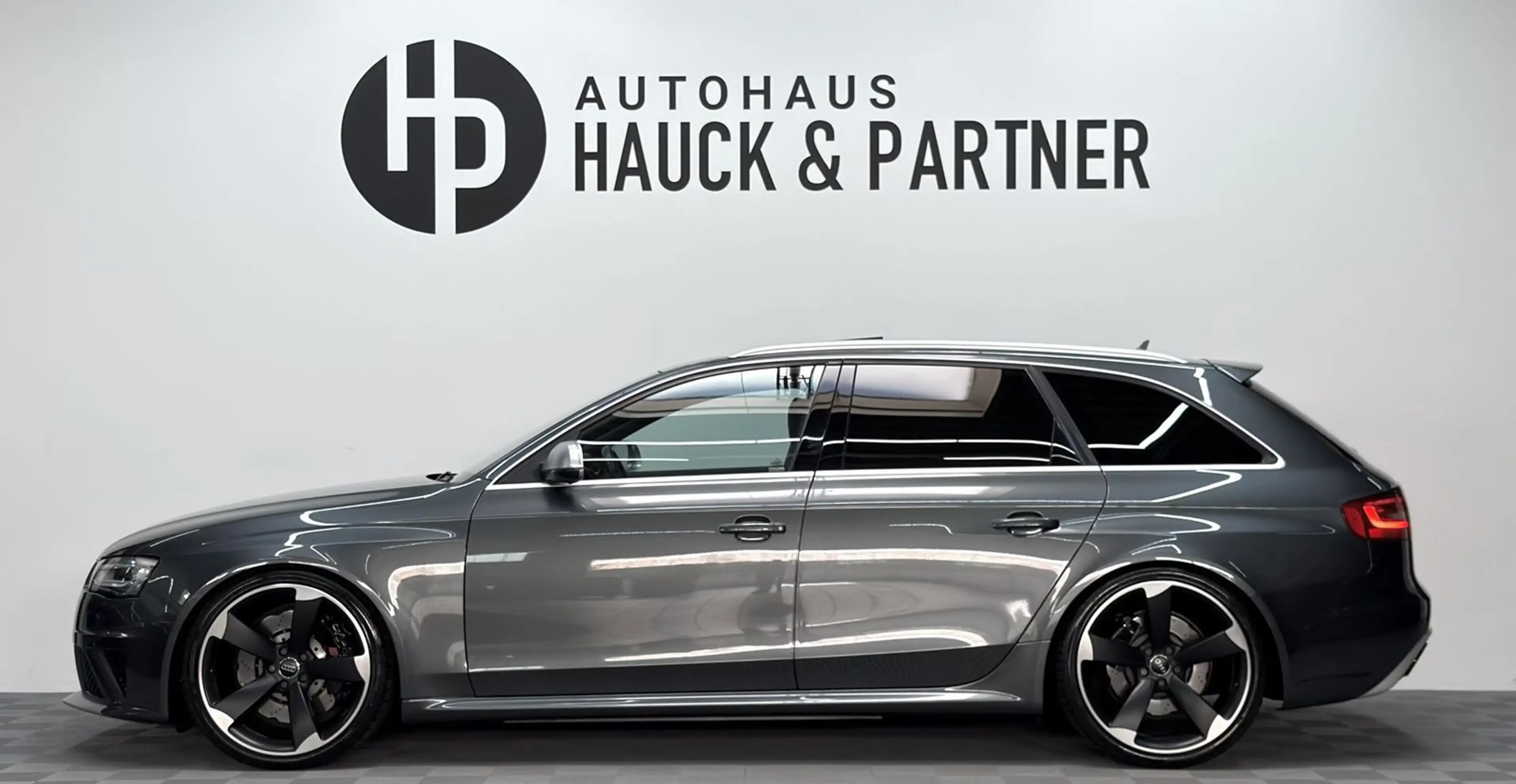 Audi RS4 Avant *B&O *Pano *Capristo *KW *Tempomat — photo 3