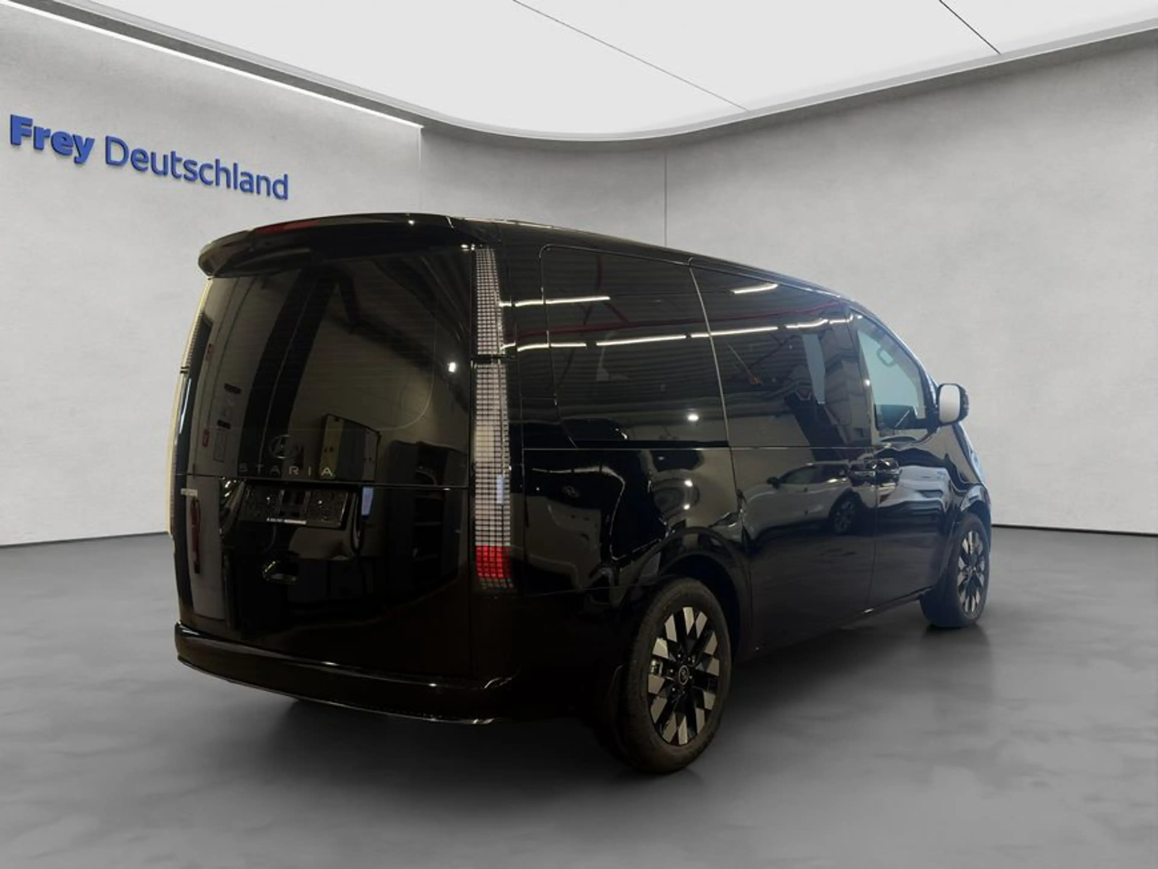 Hyundai STARIA STARIA 1.6 T-GDI HEV Signature 118 kW, 5-türig — photo 6
