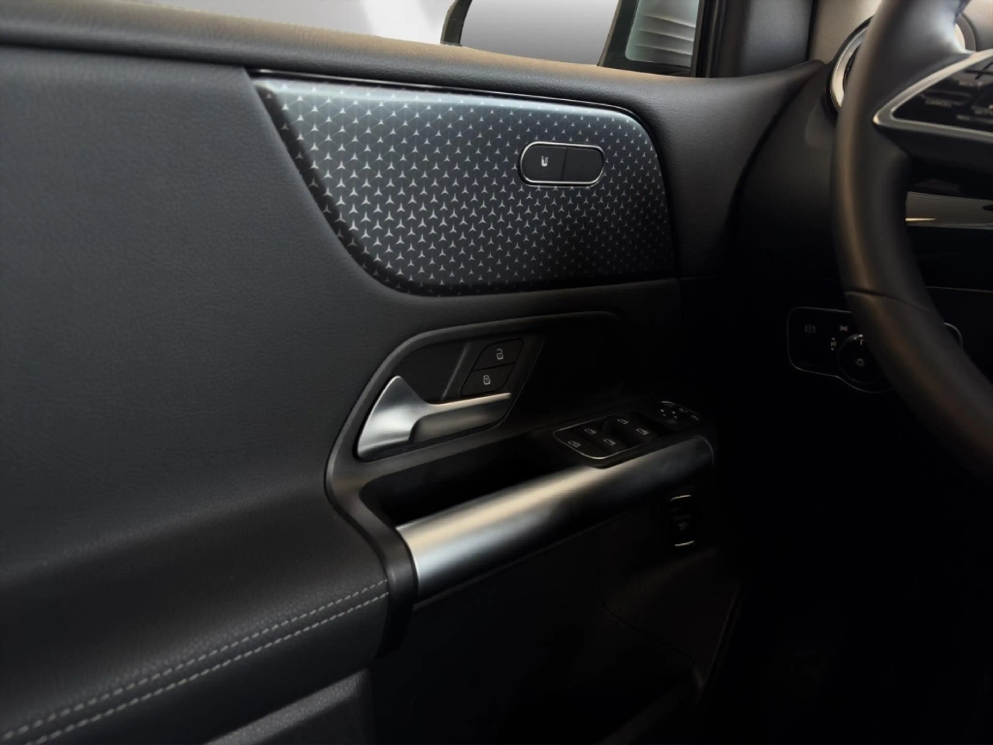 Mercedes-Benz B 200 Progressive Advanced Standhzg Winter Distr — photo 11