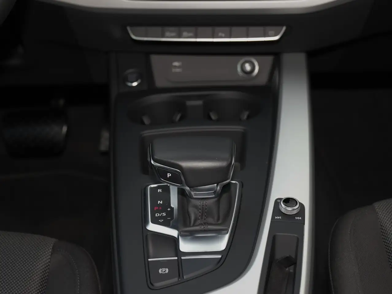 Audi A4 Avant 35 TDI S tronic, миниатюра 11