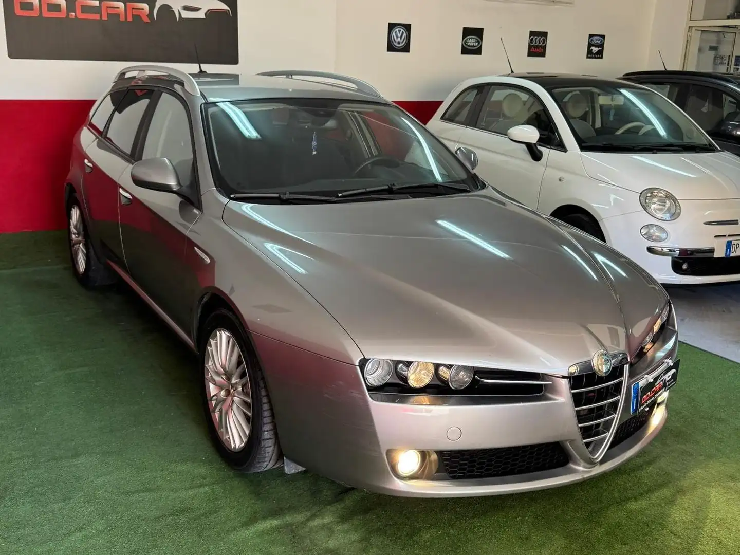 Alfa Romeo 159 159 SW 2.0 jtdm Distinctive TI pack 170cv Plateado - 1