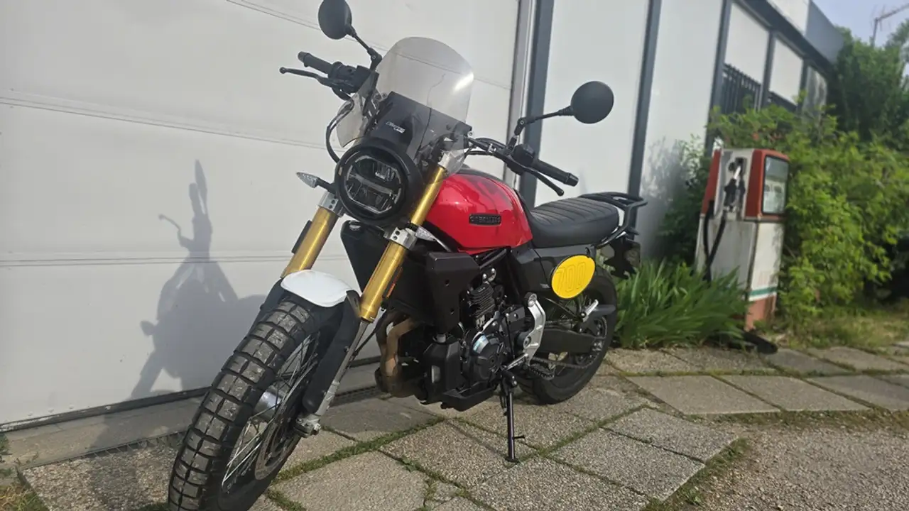 Fantic Caballero 700