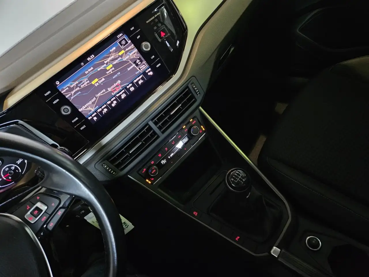 Volkswagen Polo 1.0 TSI Highline / Navi / Clima, миниатюра 28