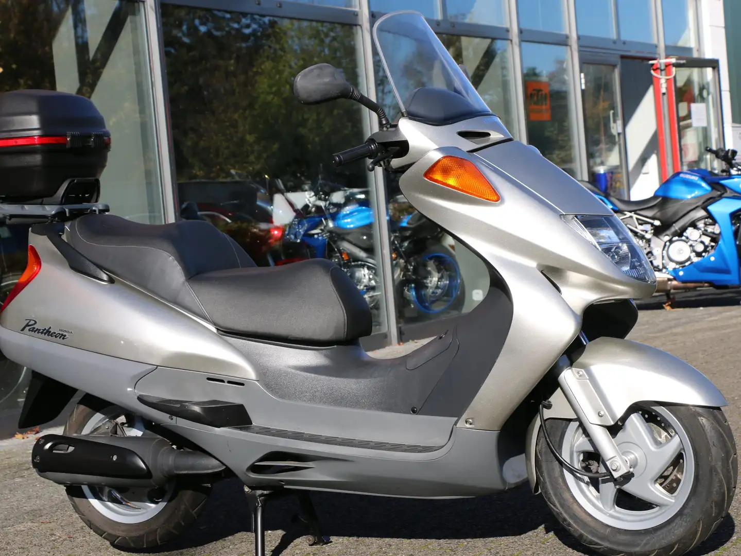 Honda FES 125 Pantheon 2-Takt, im Top Zustand m. Garantie Silver - 2
