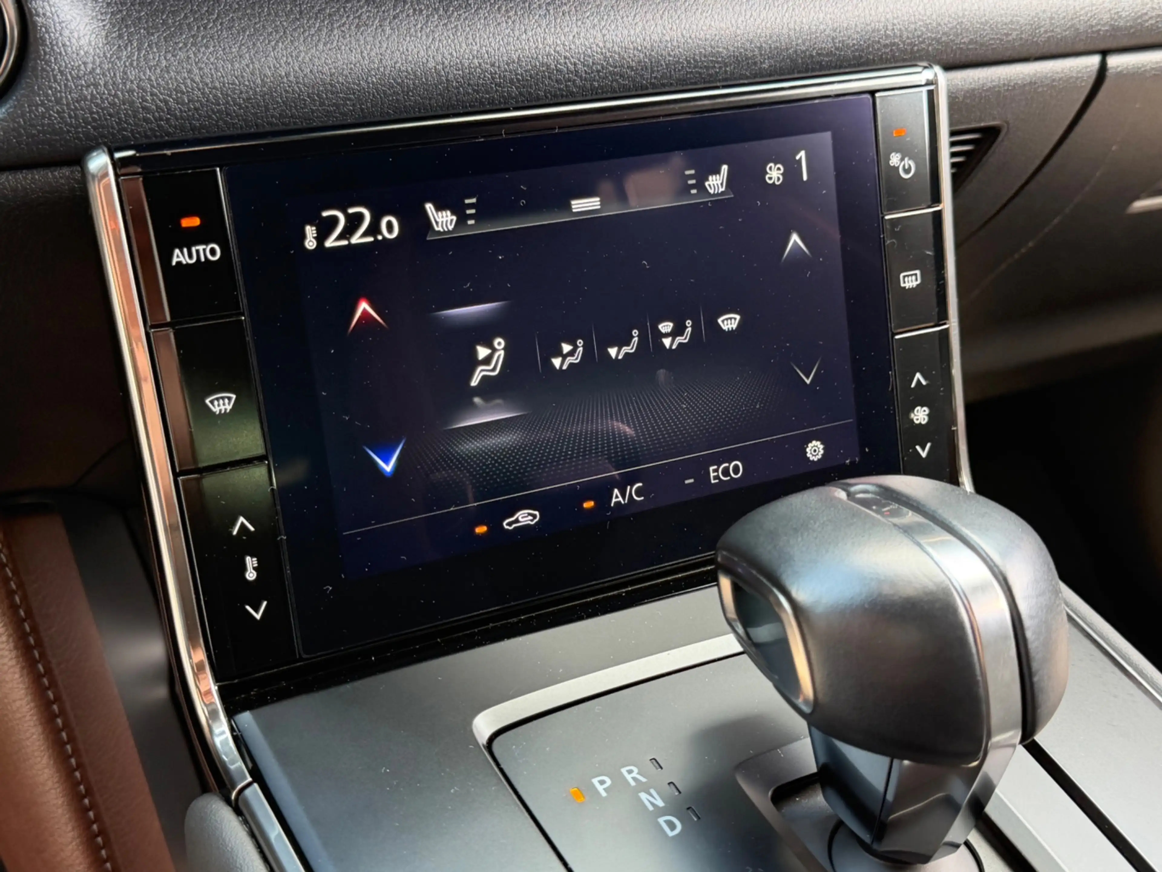 Mazda MX-30 E-SkyActiv R-EV 170 Advantage, NAP — photo 25