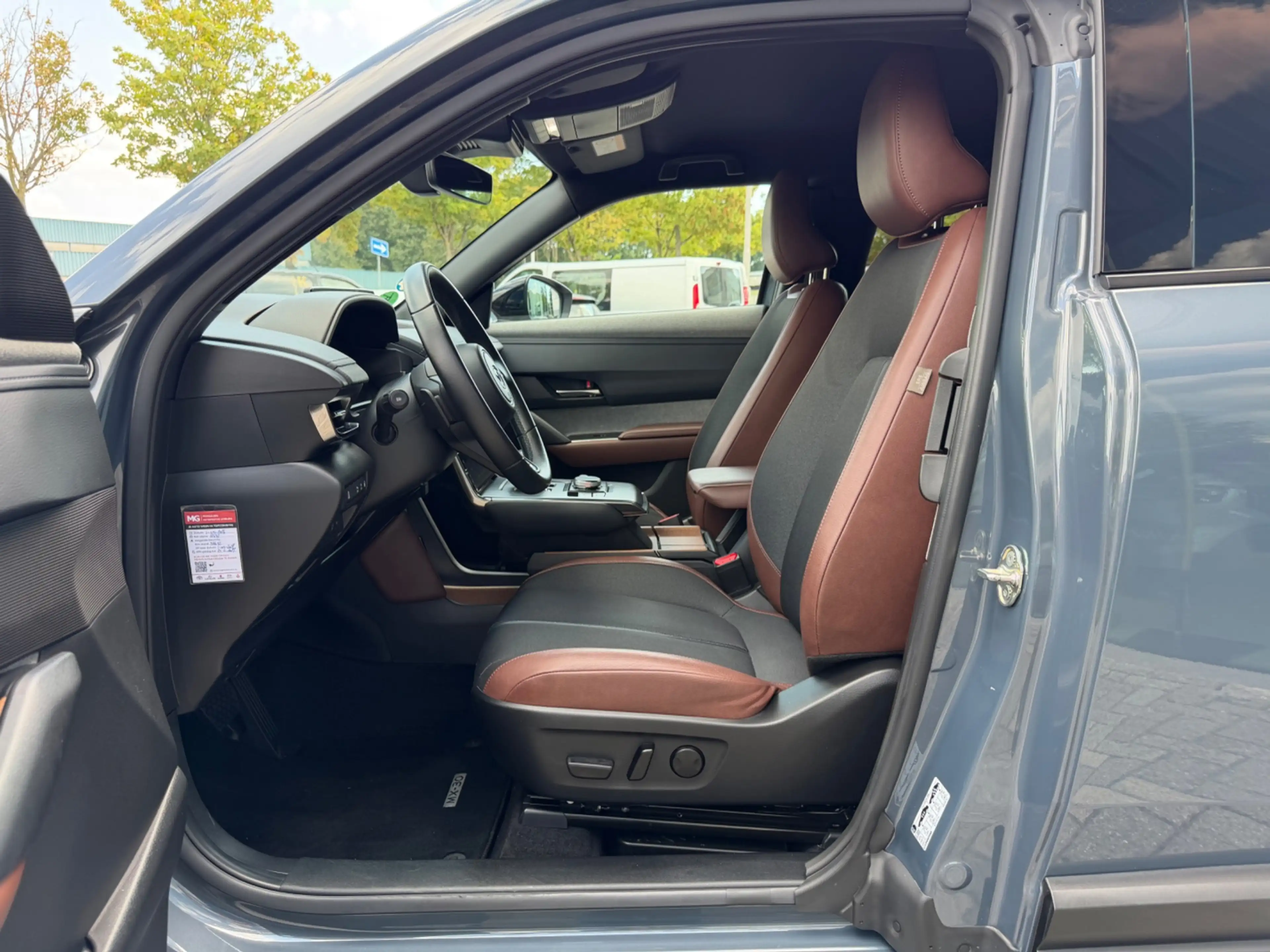 Mazda MX-30 E-SkyActiv R-EV 170 Advantage, NAP — photo 15
