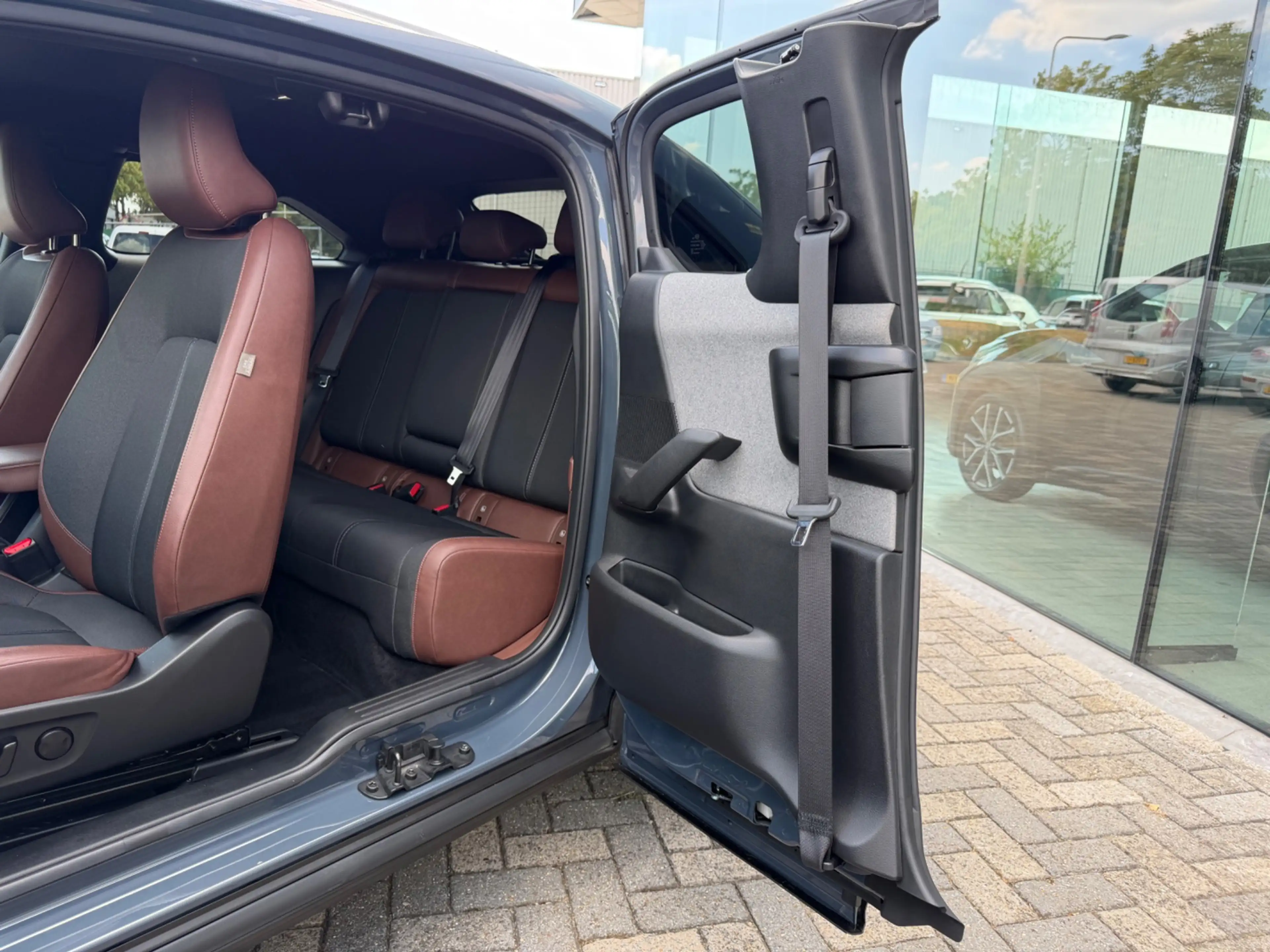 Mazda MX-30 E-SkyActiv R-EV 170 Advantage, NAP — photo 9