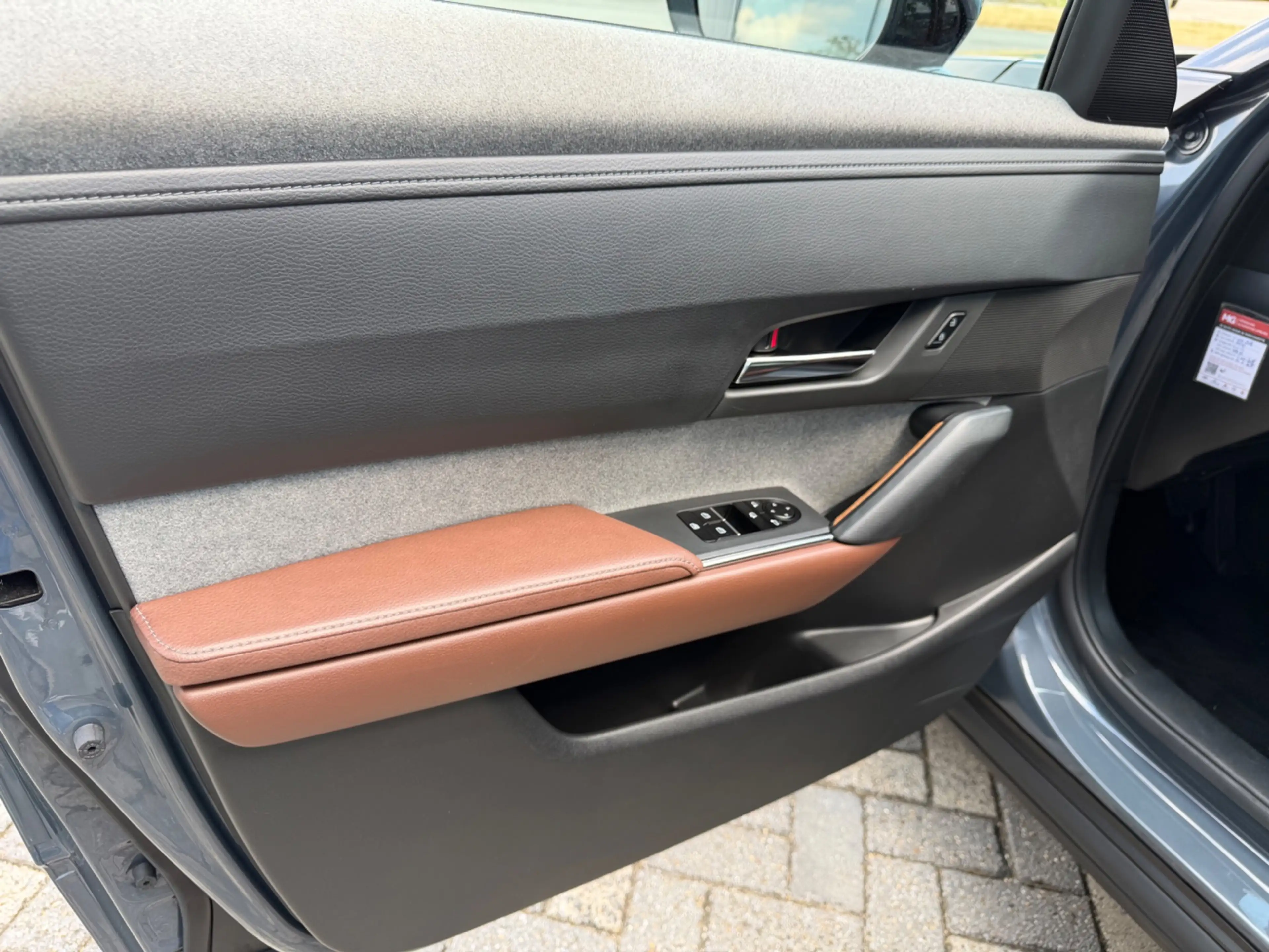 Mazda MX-30 E-SkyActiv R-EV 170 Advantage, NAP — photo 33