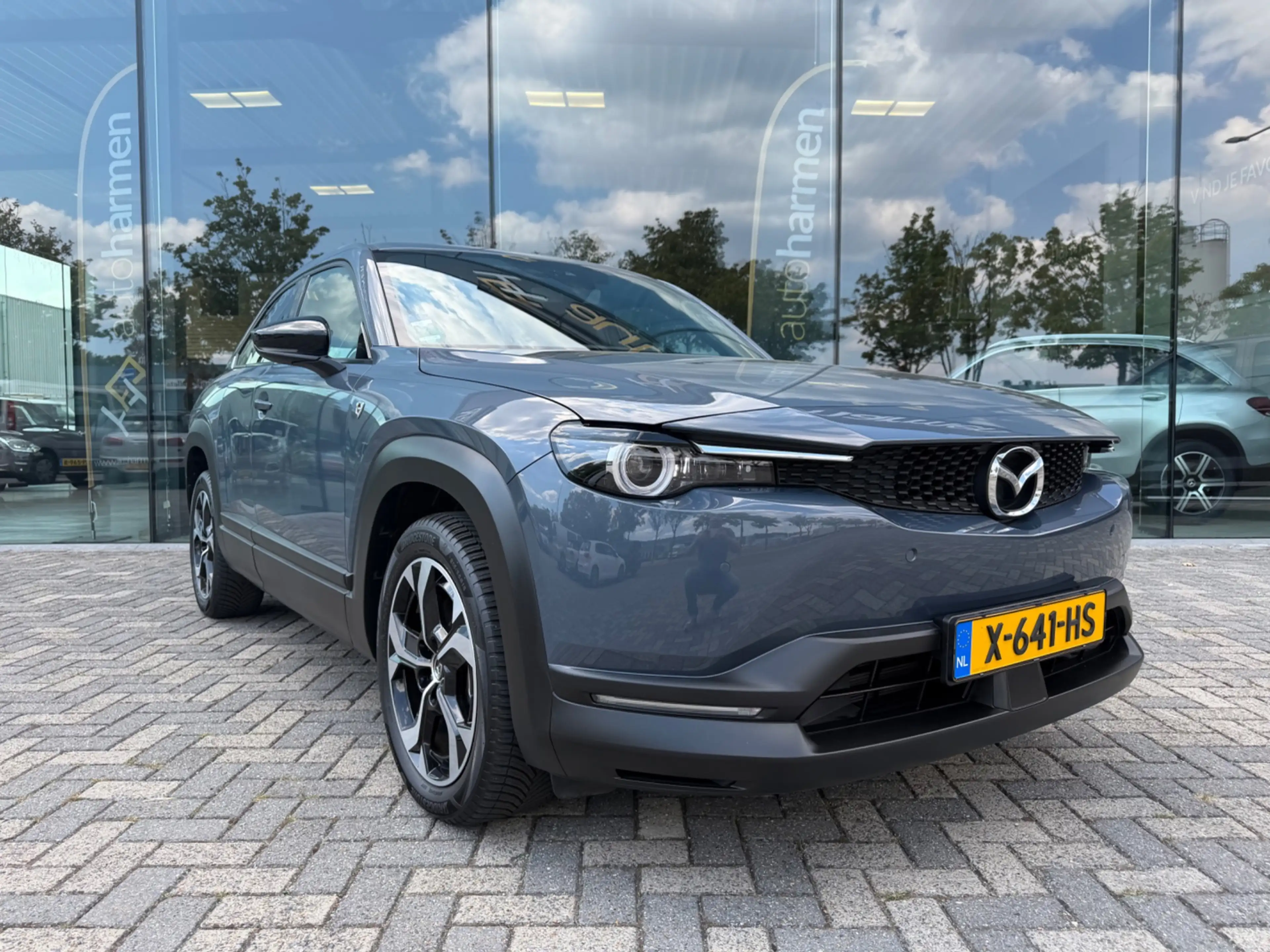 Mazda MX-30 E-SkyActiv R-EV 170 Advantage, NAP — photo 18