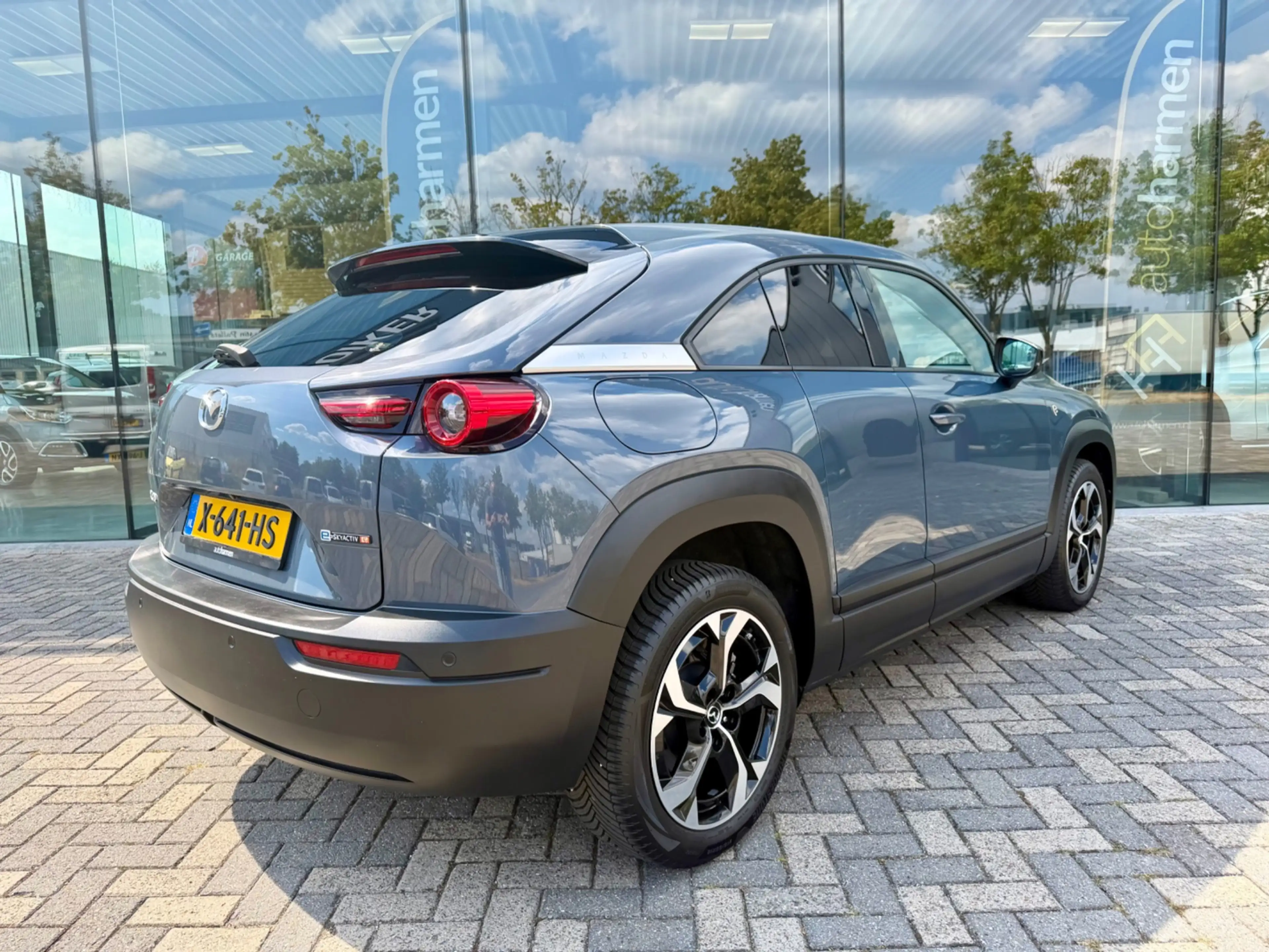 Mazda MX-30 E-SkyActiv R-EV 170 Advantage, NAP — photo 2