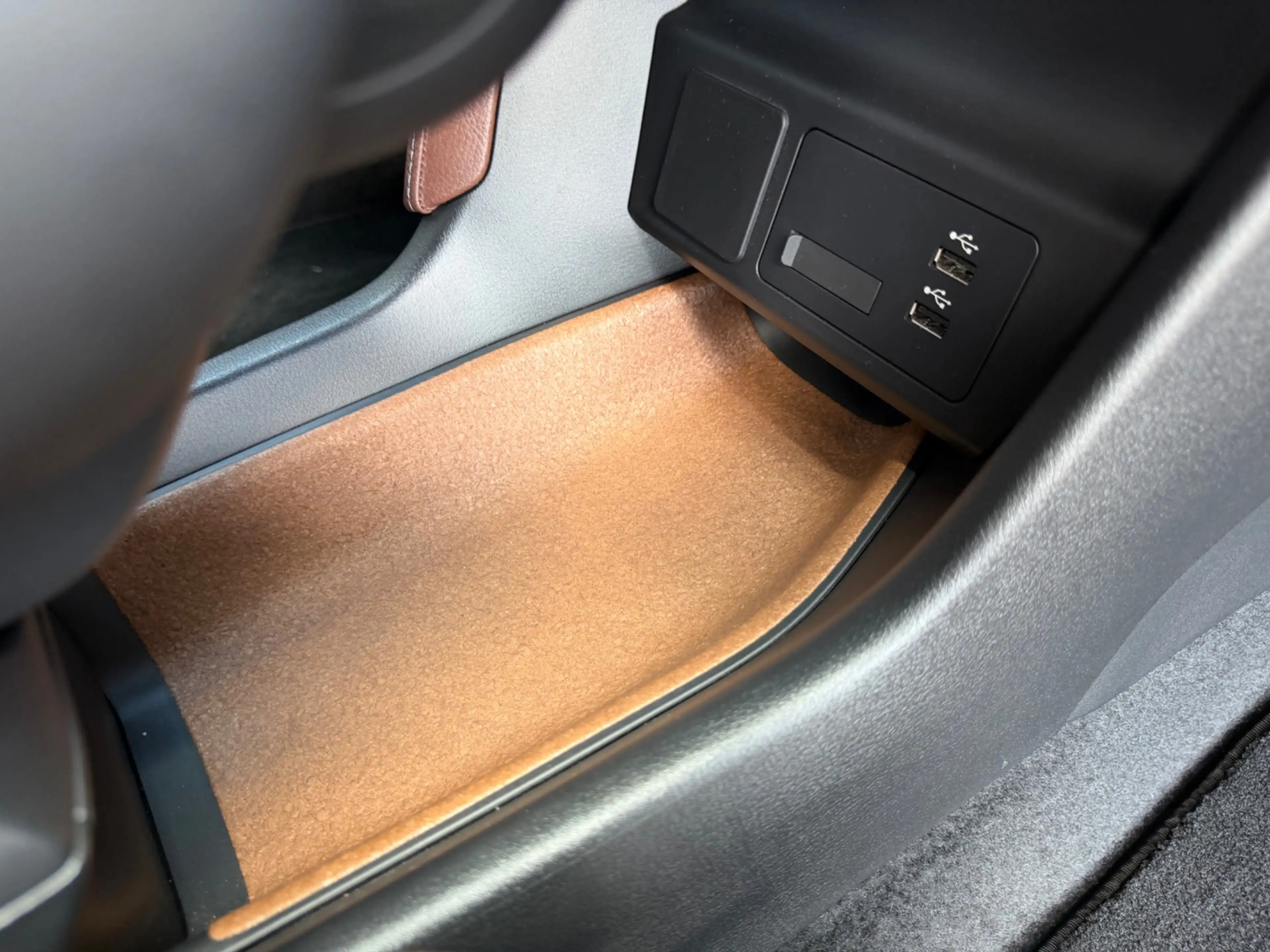 Mazda MX-30 E-SkyActiv R-EV 170 Advantage, NAP — photo 44