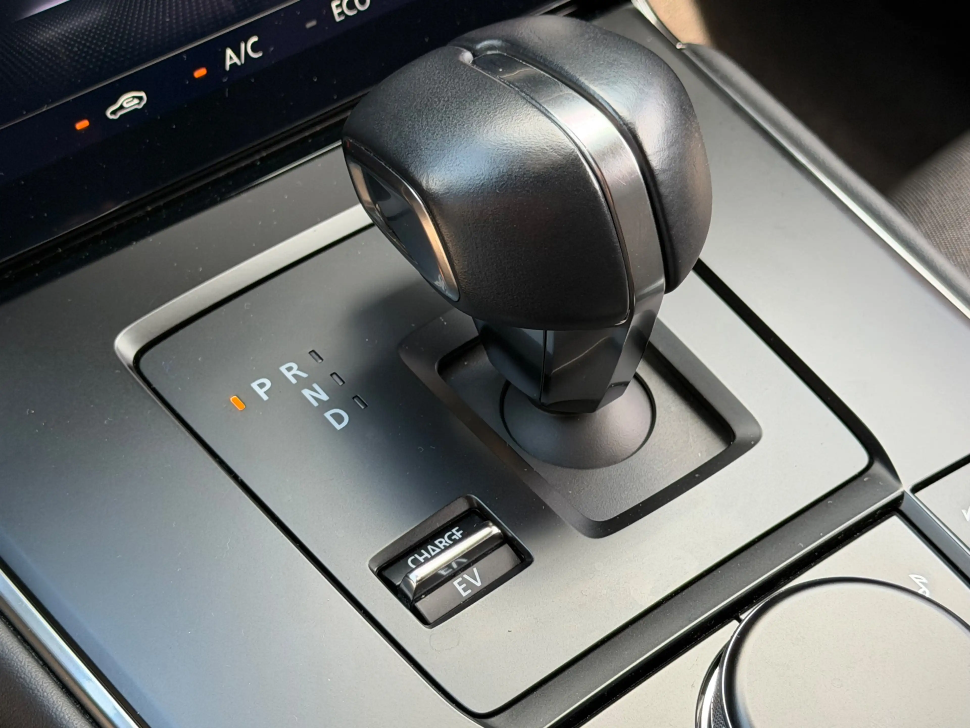 Mazda MX-30 E-SkyActiv R-EV 170 Advantage, NAP — photo 50