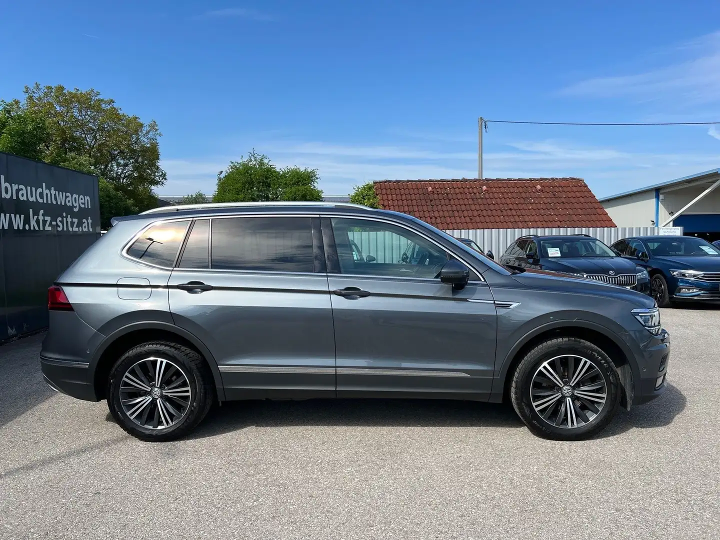 Volkswagen Tiguan Allspace 2,0 TDI Highline DSG | NP: €59.500 Grau - 2