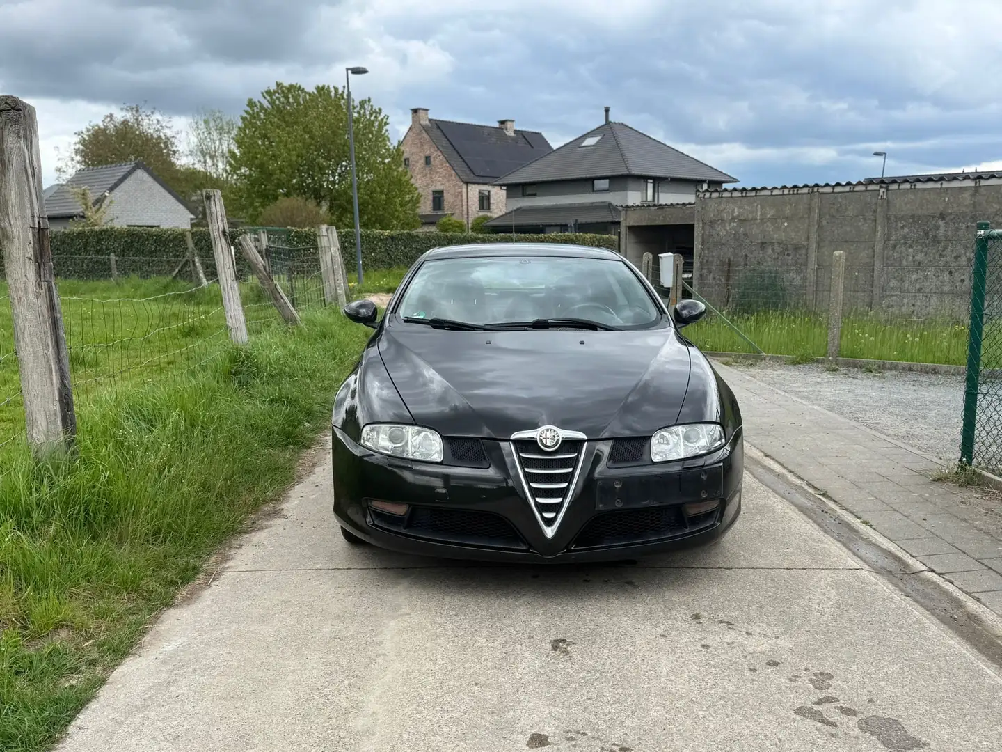 Alfa Romeo GT 2.0i JTS Progression Чорний - 2