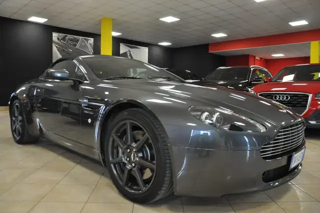 Aston Martin V8 Vantage Roadster Sportshift