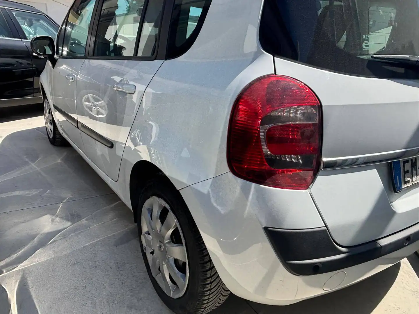 Renault Grand Modus Grand Modus 1.2 75cv Weiß - 2