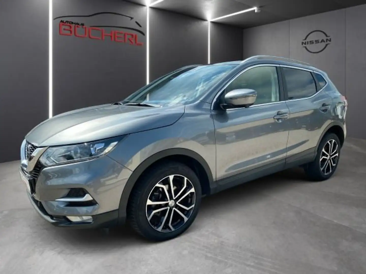 Nissan Qashqai Zama 1,3 Benzin 160 PS  Automatic Navi Grau - 2