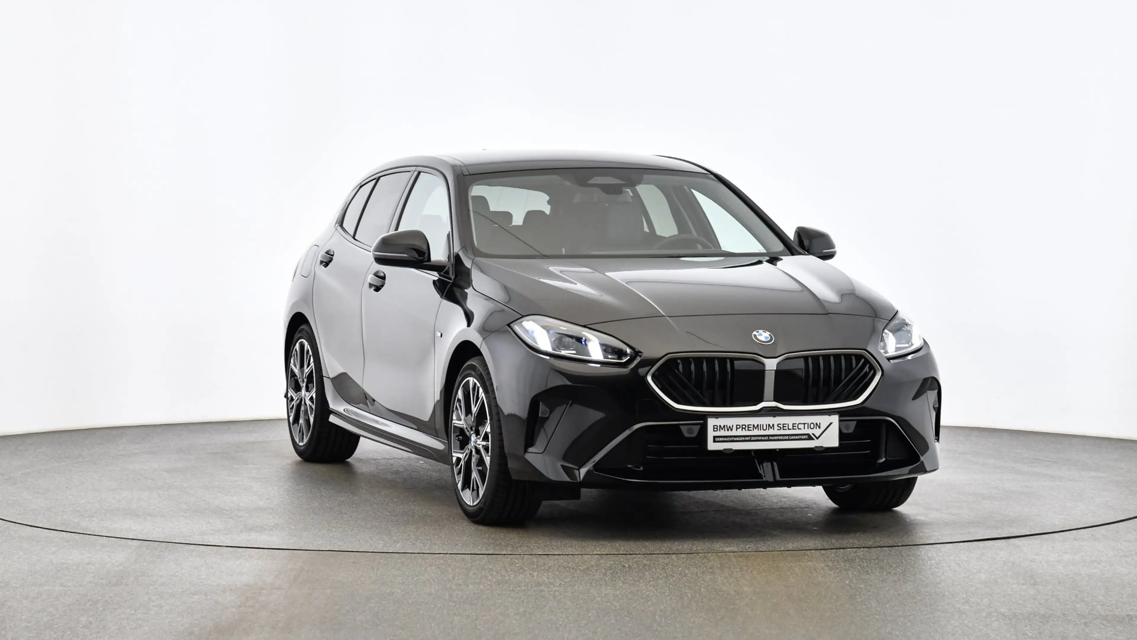 BMW 116 i — photo 11